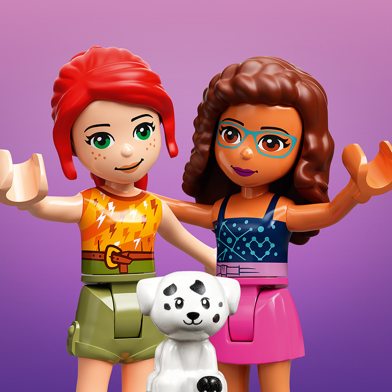 Đồ chơi LEGO Friends Ô tô Điện Sành Điệu Của Olivia 41443