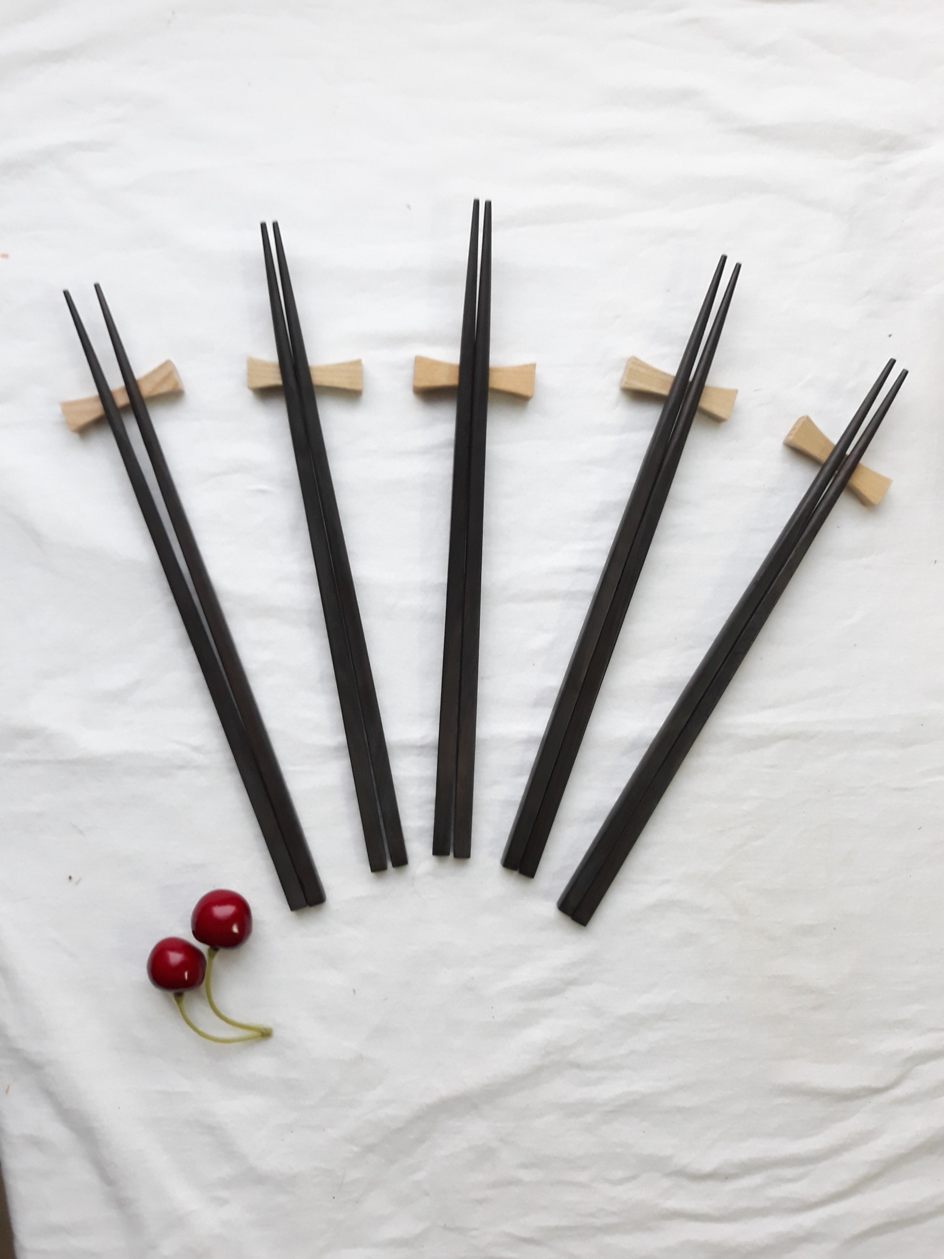 Đũa gỗ Mun Vuông trơn 25cm- Bộ 5 đôi