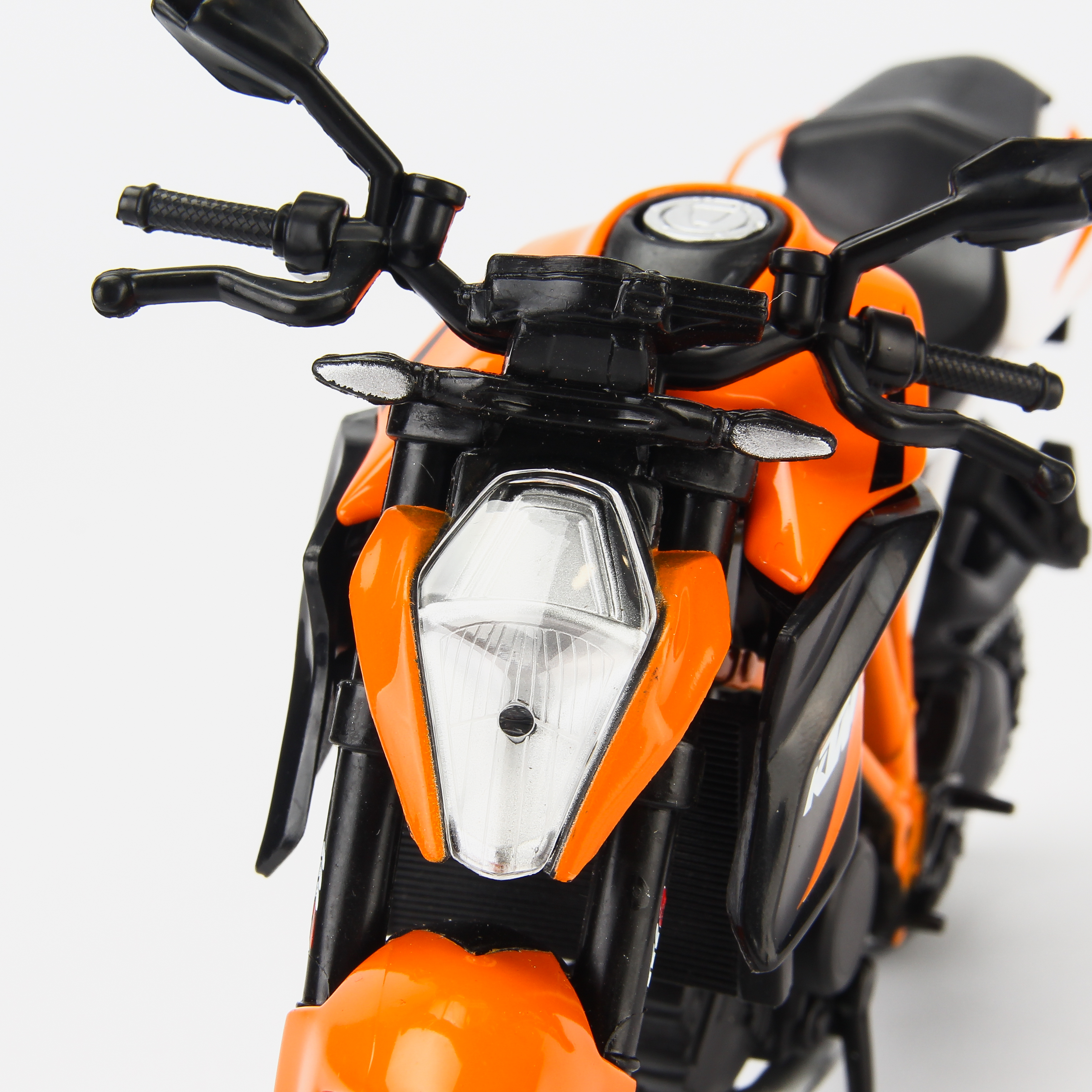 Mô Hình Xe KTM 1290 Super Duke Orange 1:12 Maisto MH-31101(20-13065)