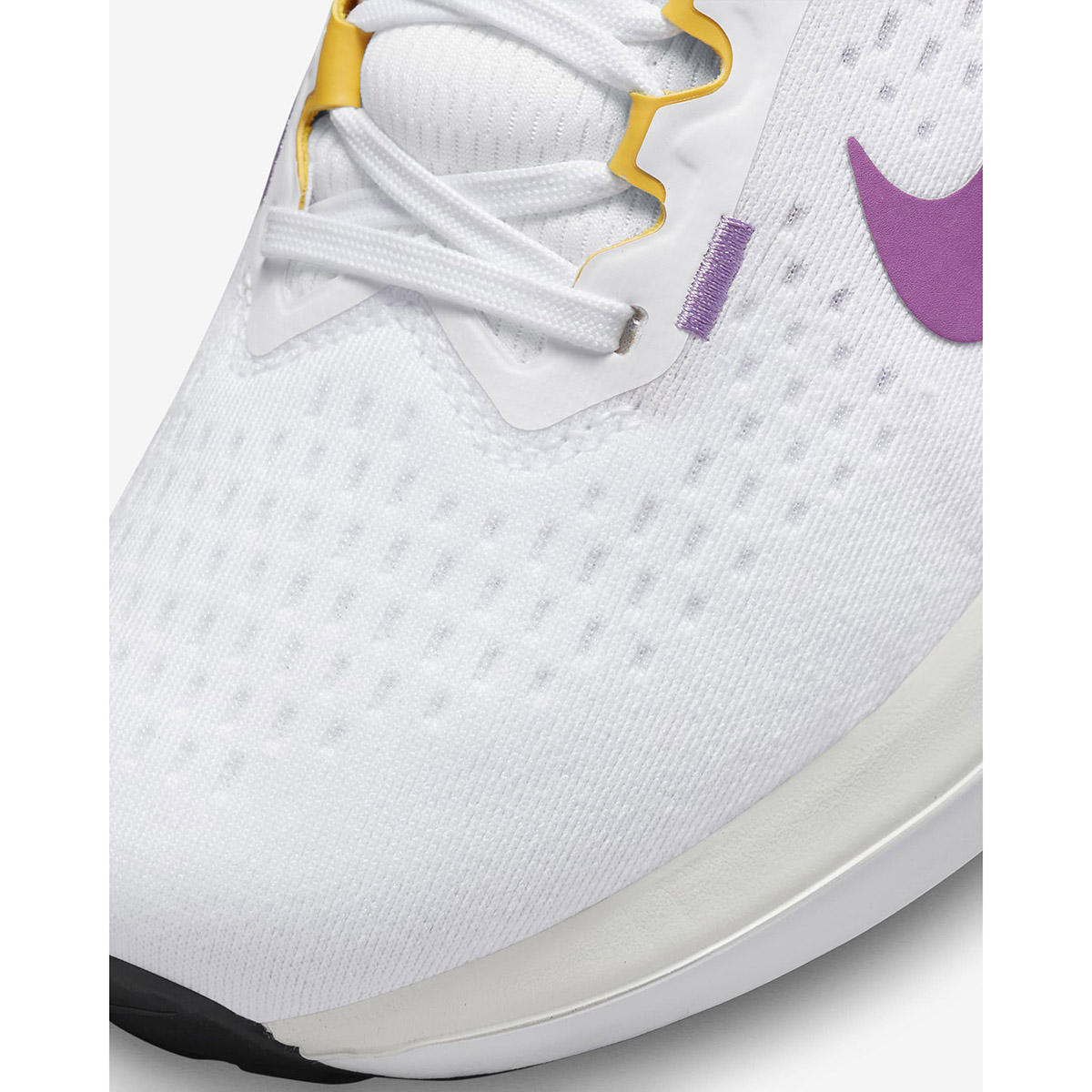 Giày chạy bộ Nữ NIKE W AIR WINFLO 10