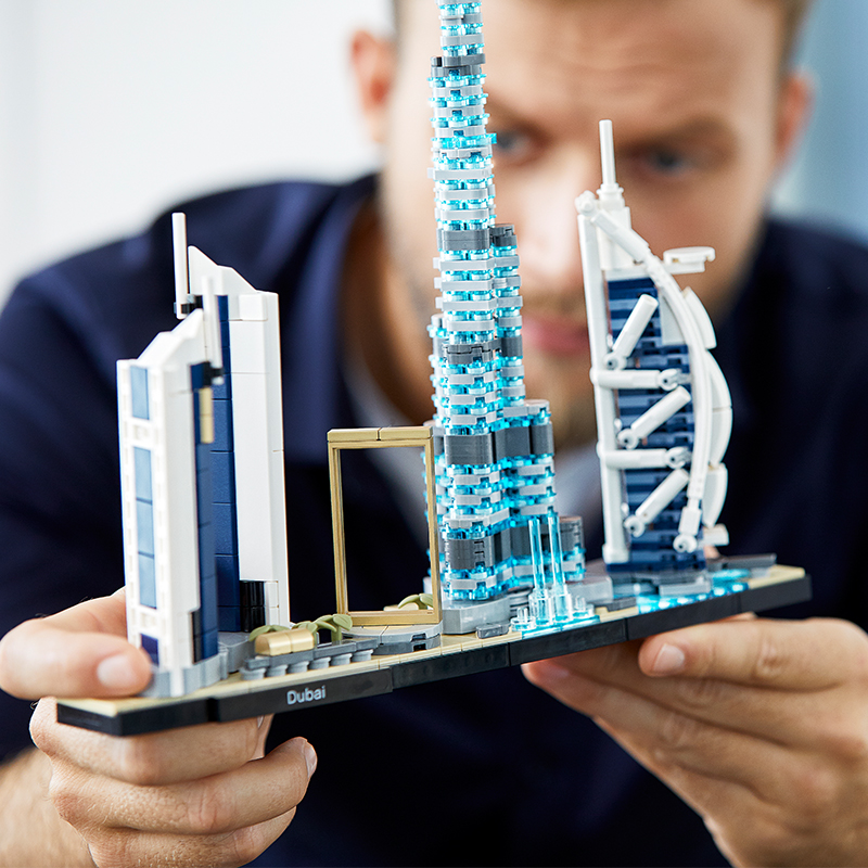 Mô hình đồ chơi lắp ráp LEGO ARCHITECTURE Thành Phố Dubai 21052 ( 740 Chi tiết )