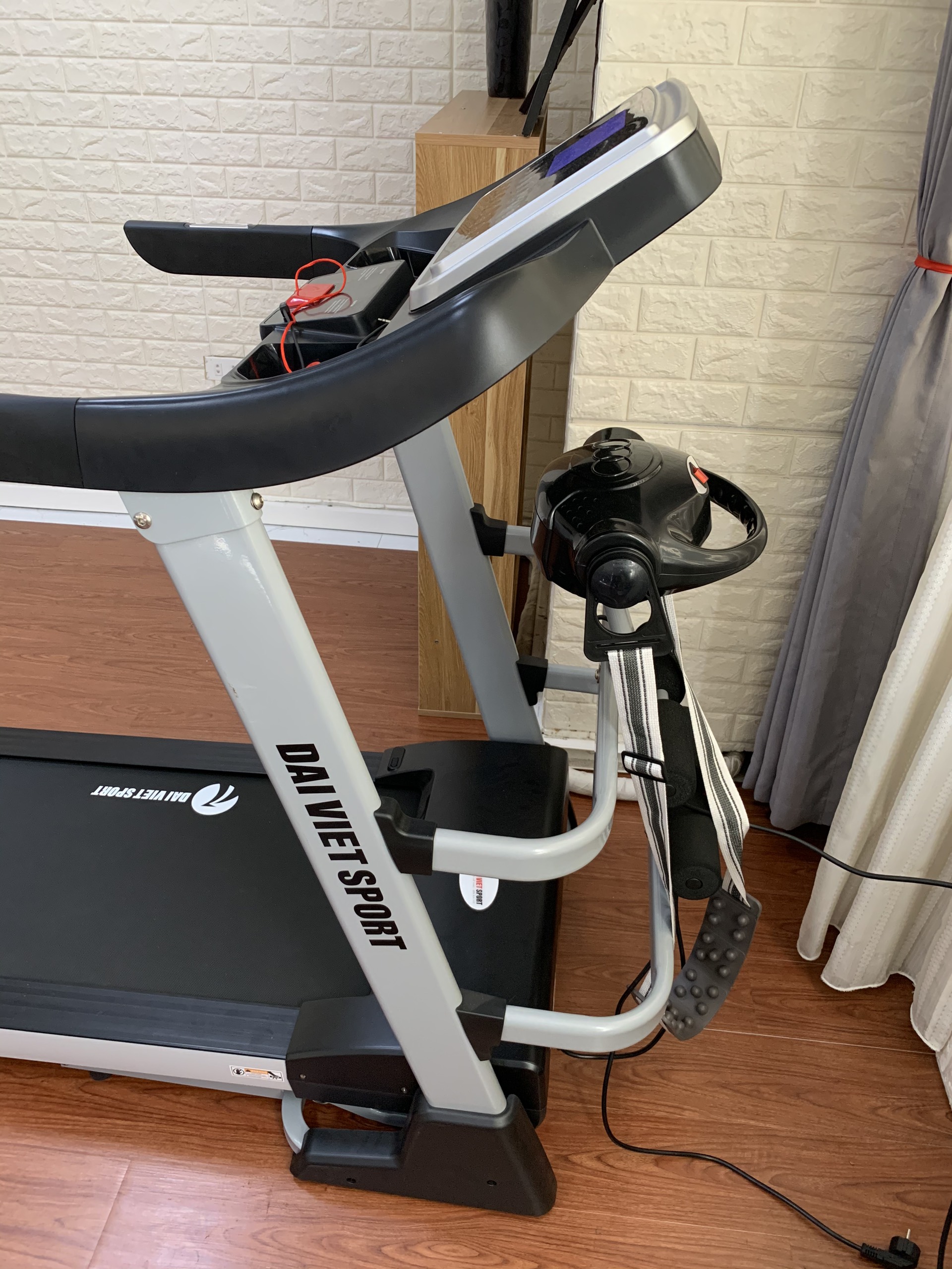 MÁY CHẠY BỘ ĐẠI VIỆT S202M