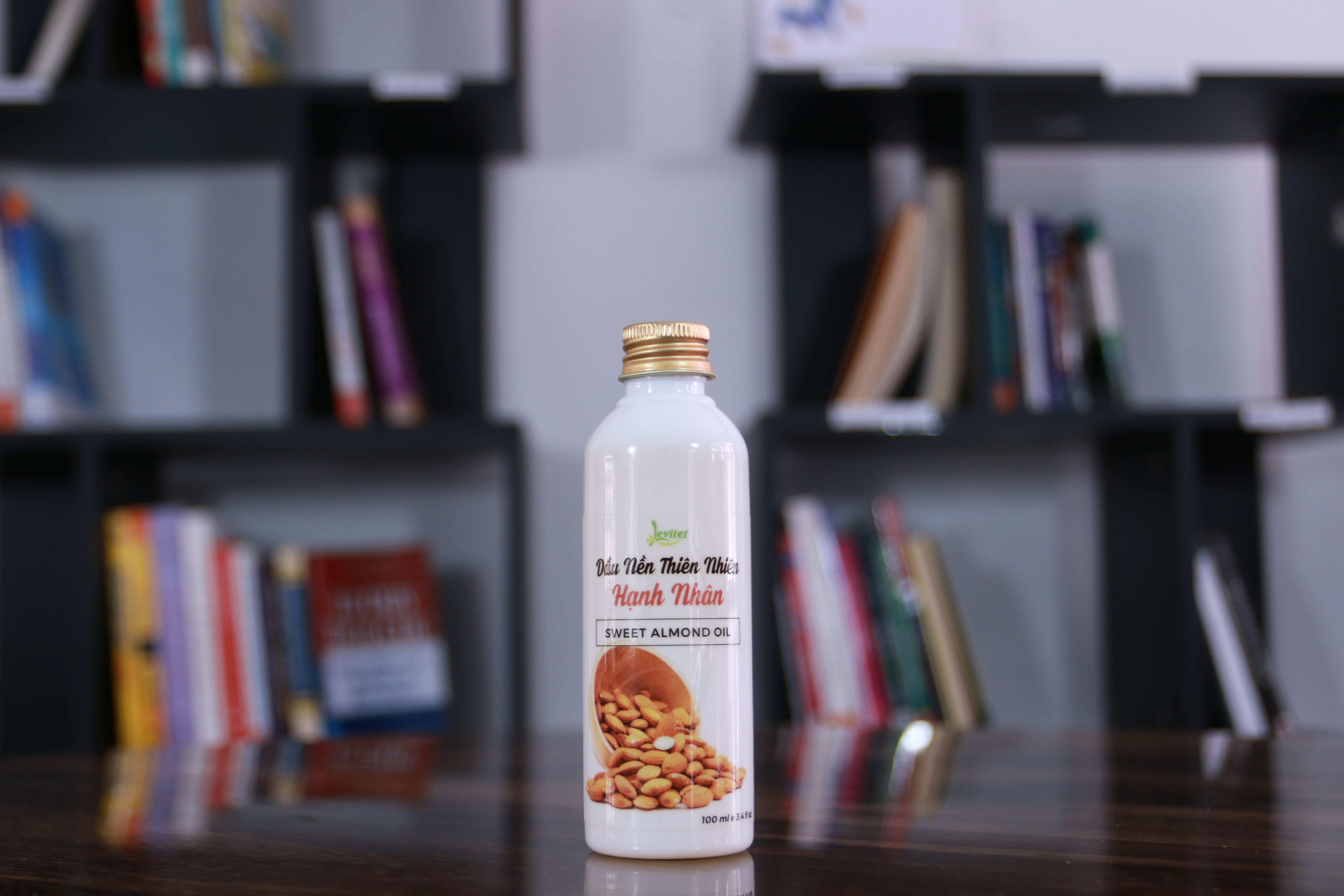 Dầu Hạnh Nhân Ngọt Leviter 100ml
