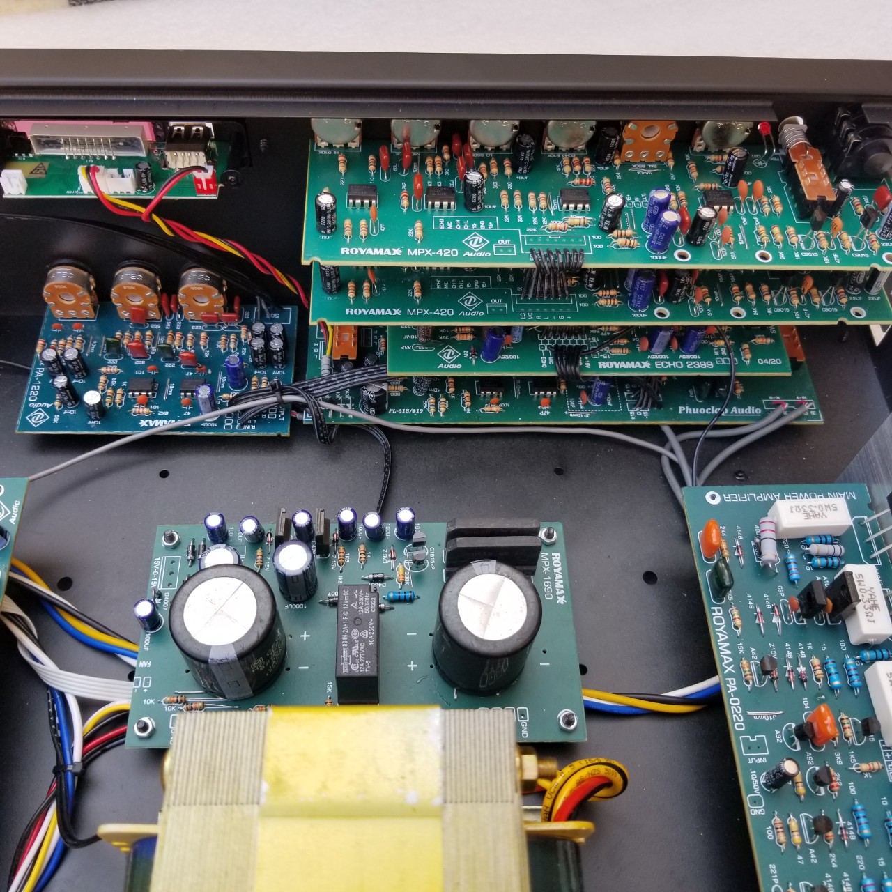 Amplifier karaoke PRO-6190