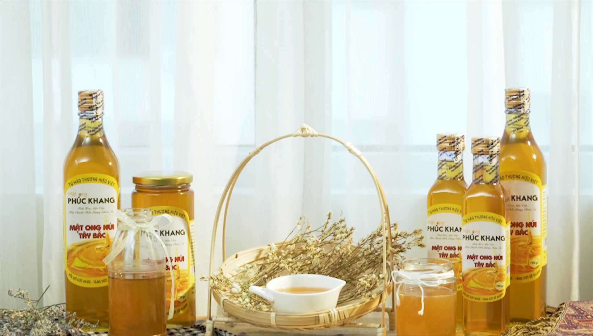 5 chai Mật ong nguyên chất hoa rừng tây bắc Phúc Khang - Hàng Chính Hãng - Mật ong sạch , mật ong cao cấp đạt tiêu chuẩn xuất khẩu - Bồi bổ cơ thể , tăng sức đề kháng