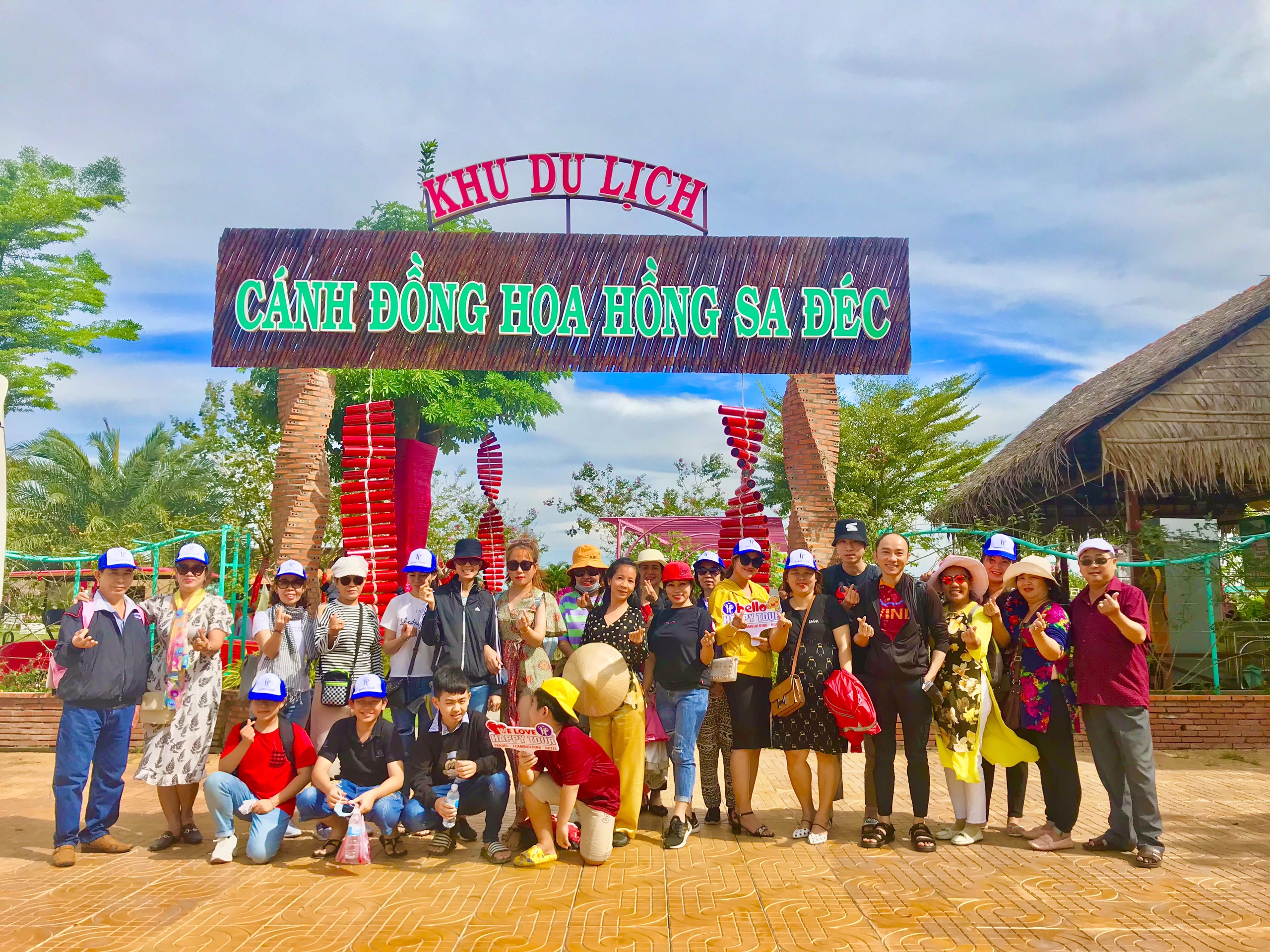 TOUR LÀNG HOA SA ĐÉC - VƯỜN QUÍT HỒNG LAI VUNG - CHÙA PHẬT NGỌC XÁ LỢI - 1 NGÀY - HAPPY TOUR