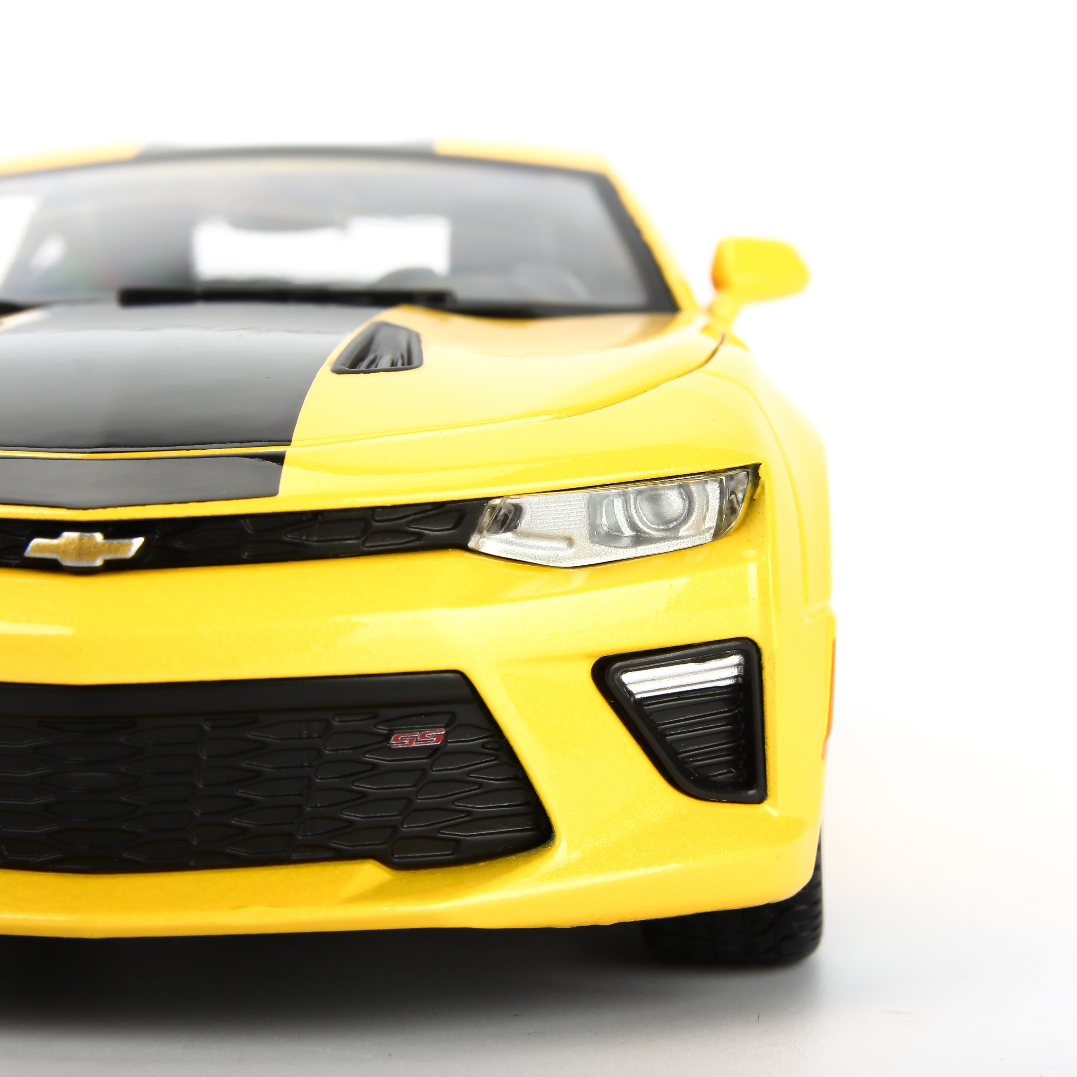 Mô Hình Xe Mô Hình Chevrolet Camaro SS 2016 Yellow 1:18 Maisto MH-31689