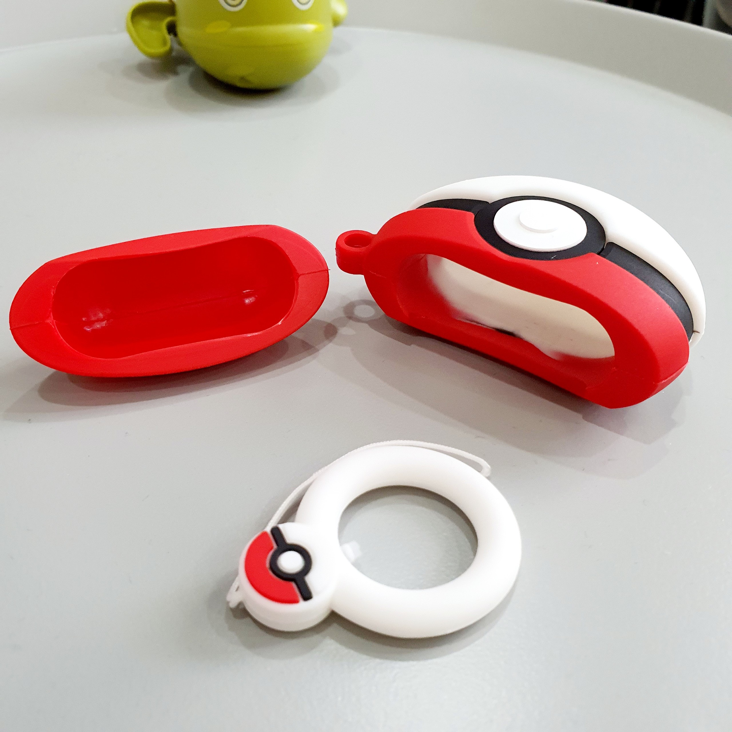 Bao Case Silicon Cho Tai Nghe Apple AirPods 1 / AirPods 2 - Hình Quả Cầu Pokemon - Ảnh Thật