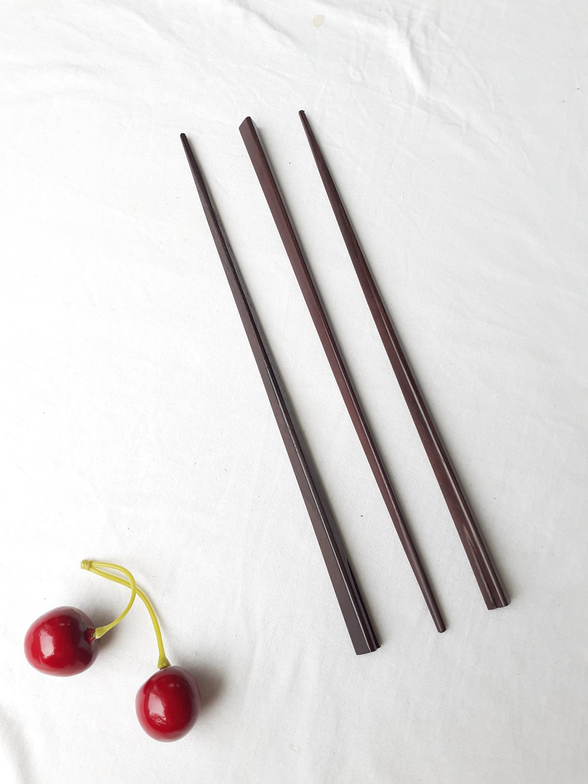 Đũa gỗ Trắc trái tim tình yêu 23cm - Bộ 5 đôi