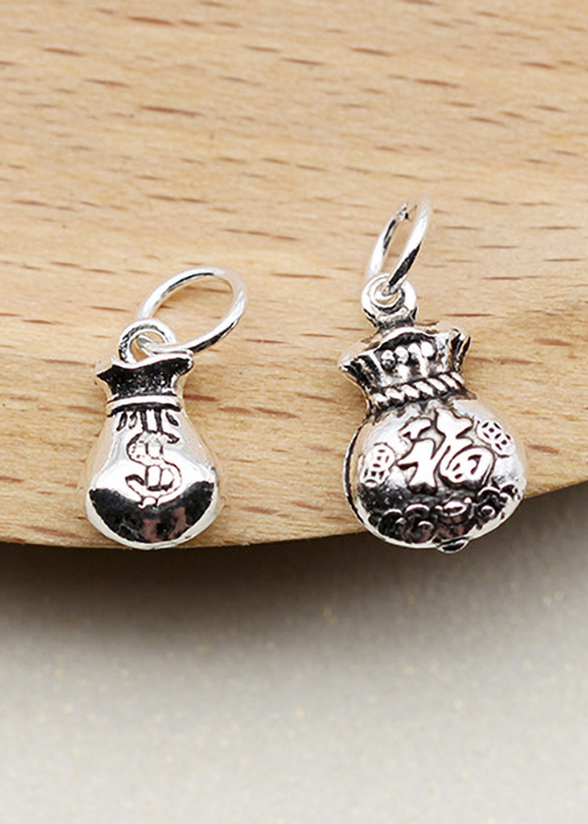 Combo 2 cái charm bạc hình túi tiền mặt treo - Ngọc Quý Gemstones