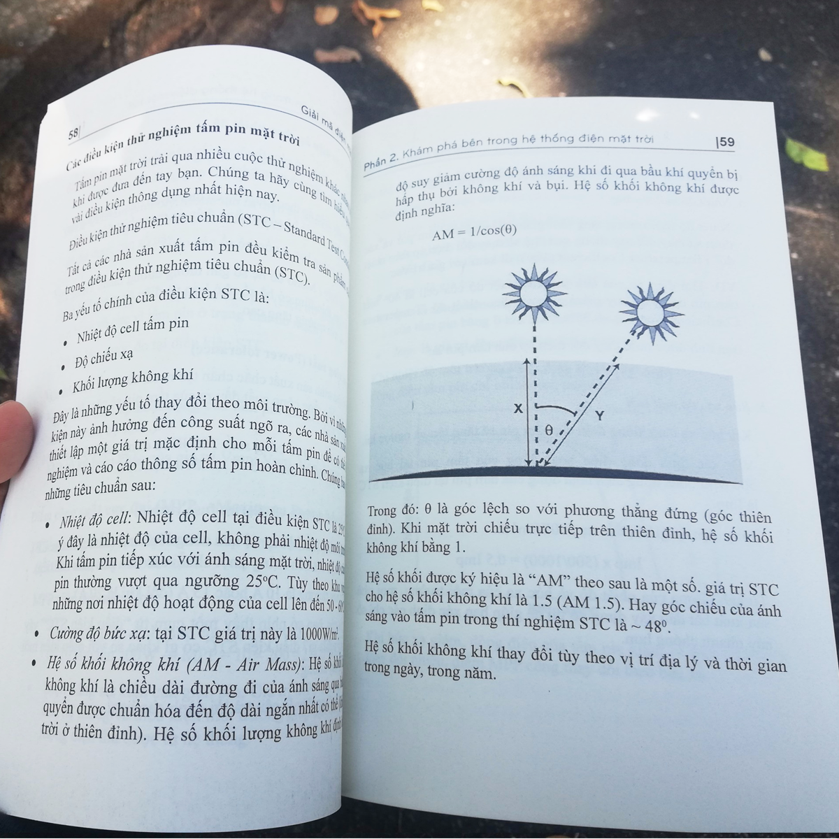 Sách Giải Mã Điện Mặt Trời NXB Khoa Học &amp; Kỹ Thuật - SOLAR24H, Sổ tay tư vấn thiết kế &amp; thi công lắp đặt, bảo trì vận hành hệ thống điện mặt trời hòa lưới và lưu trữ acquy ( Bản Đẹp 2021 )