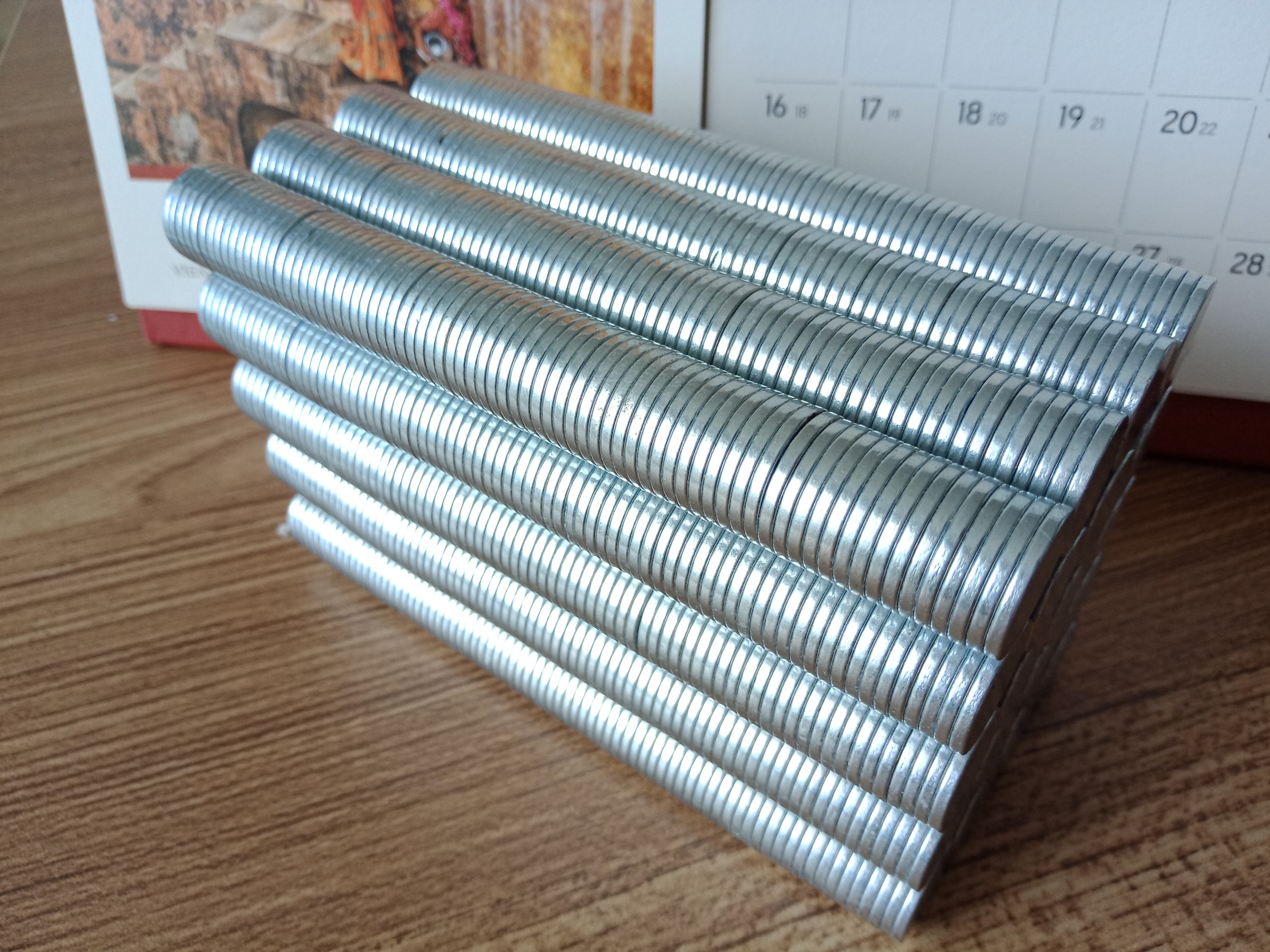 50 Viên Nam Châm Đất Hiếm Loại Tròn 14x1.4mm Mạ Kẽm Lực Từ N35 Cực Mạnh