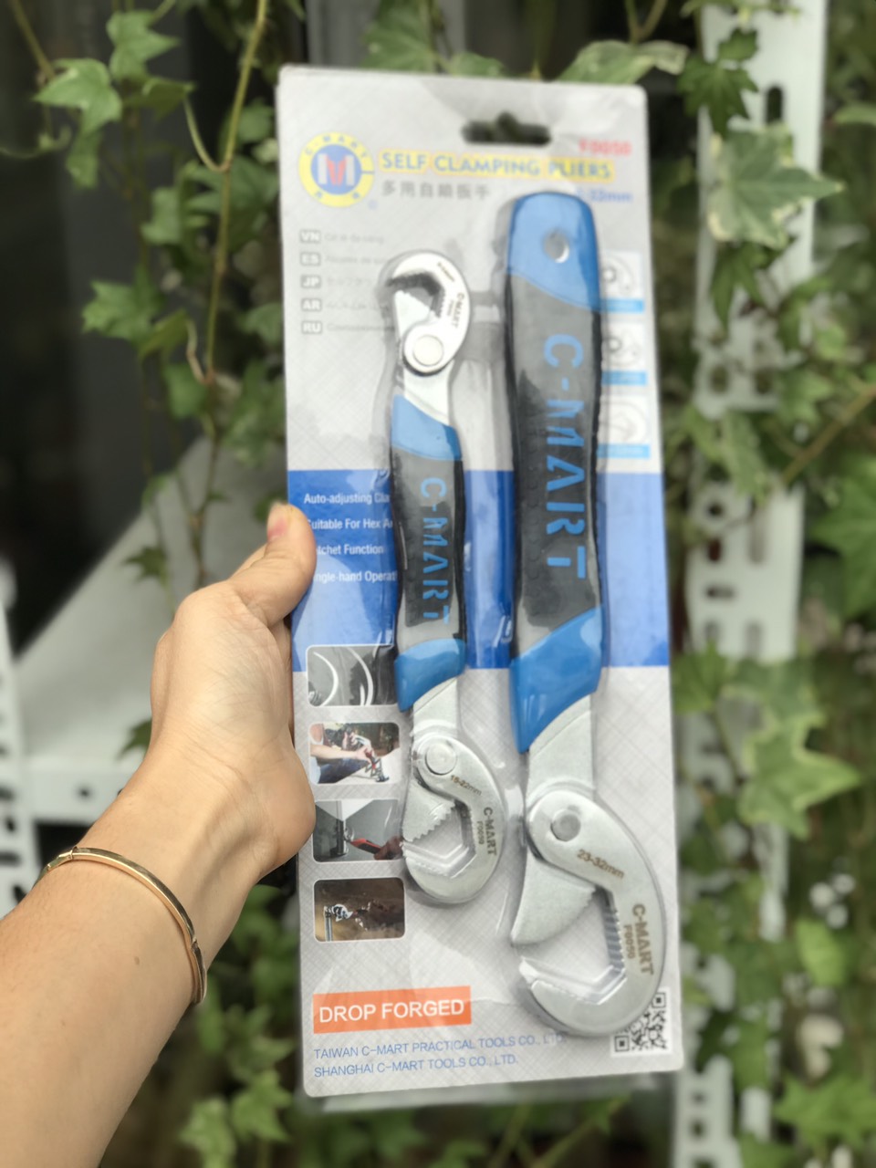 Bộ 2 Cờ lê đa năng 9-32mm C-mart f0050 tặng kèm tovit sửa chữa hai đầu
