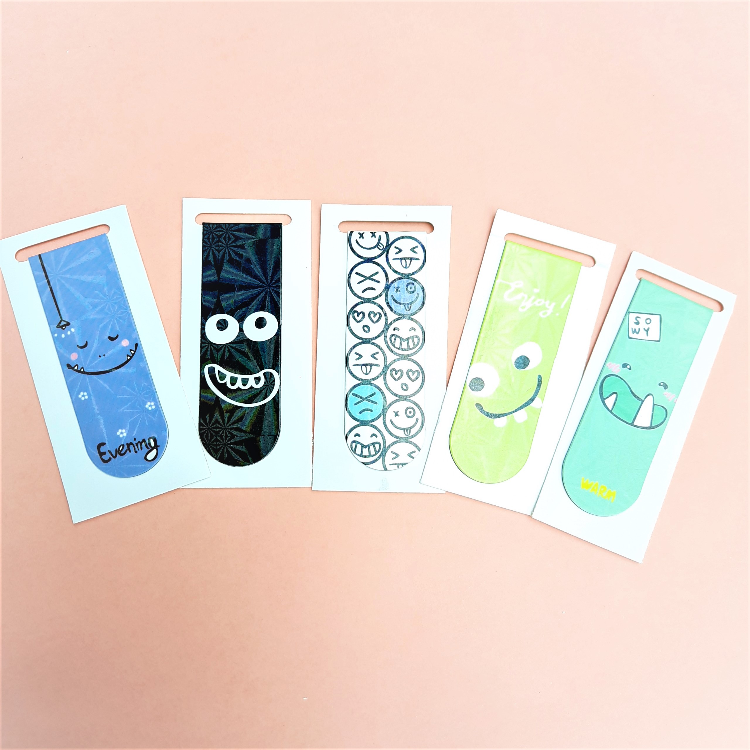 Combo 5 Bookmark Nam Châm Đánh Dấu Sách - Smile (Mẫu Ngẫu Nhiên)