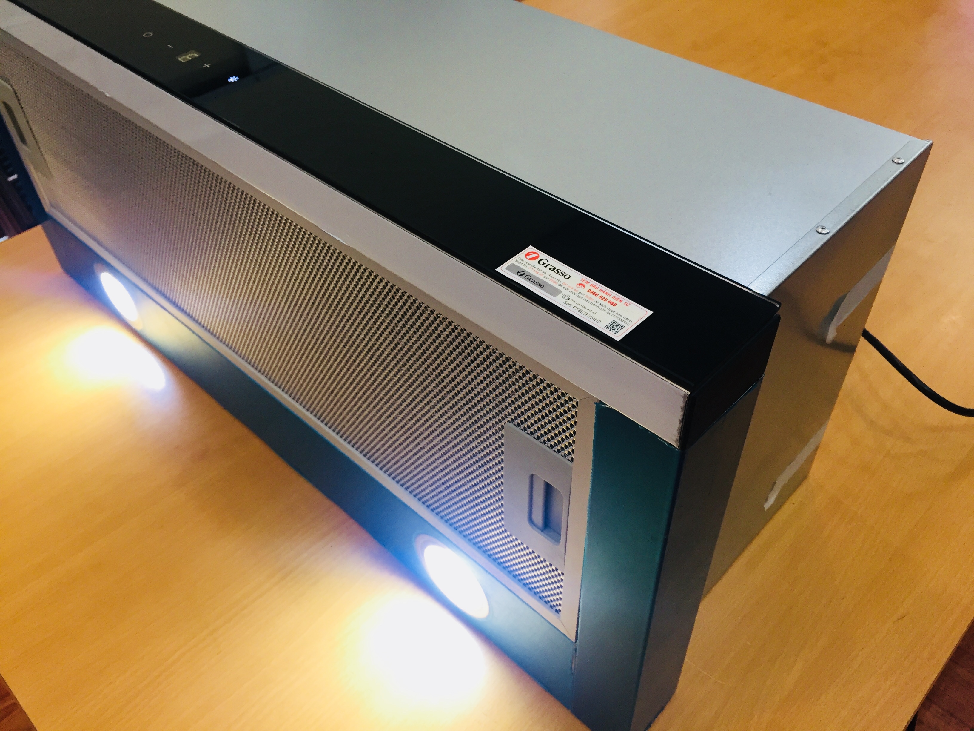 Máy hút mùi kéo rút Grasso GS7002G