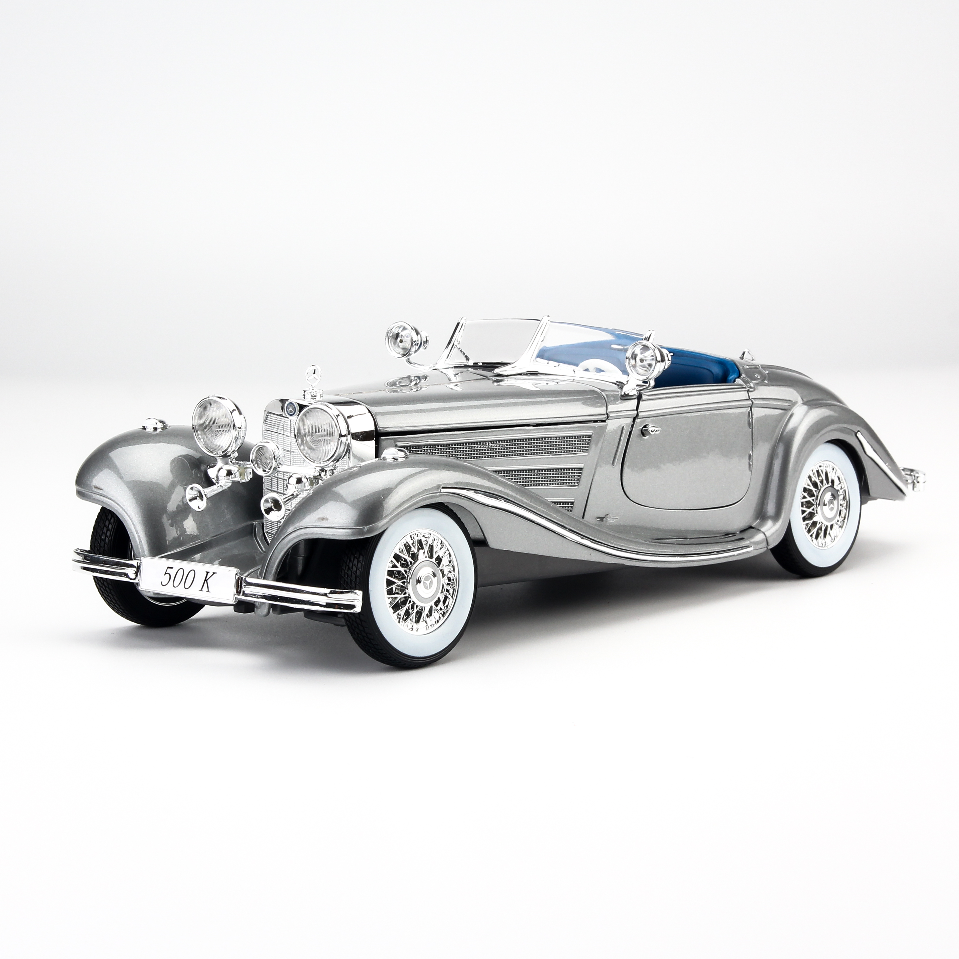 Mô Hình Xe Mercedes-Benz 500K TYP Special Roadster Grey 1:18 Maisto