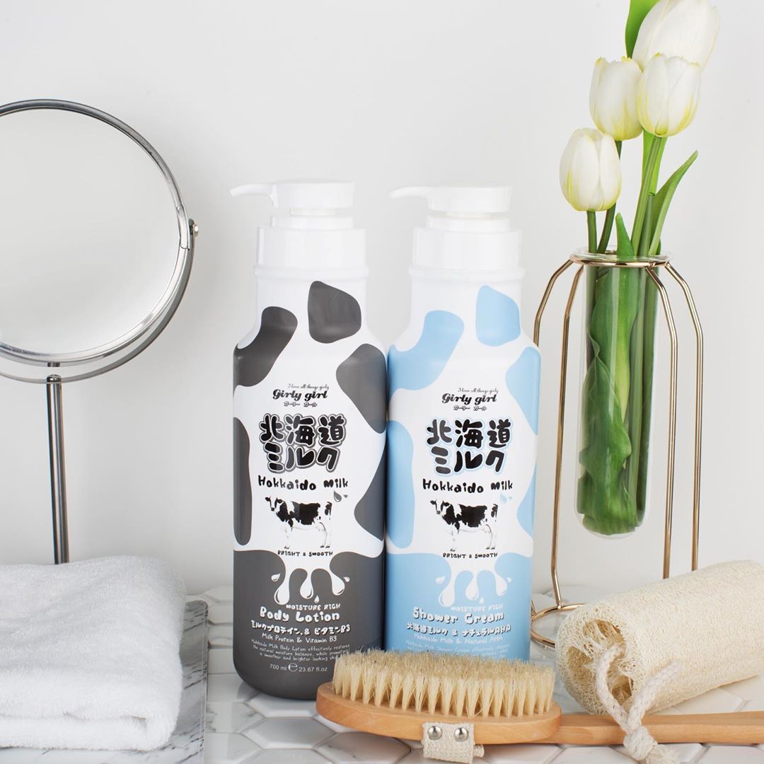 Sữa Tắm Dưỡng Ẩm Và Làm Sáng Mịn Da Từ Hokkaido Made In Nature 700ml