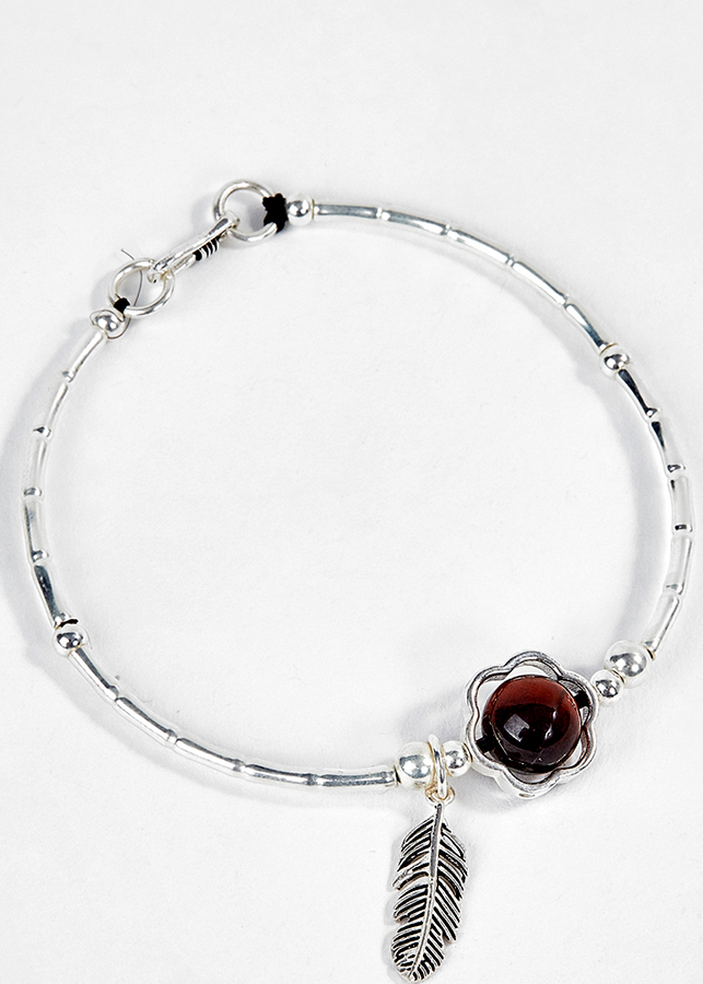 Vòng Bạc Hạt Đá Mắt Hổ Nâu Đỏ Phối Charm Lá Ngọc Quý Gemstones