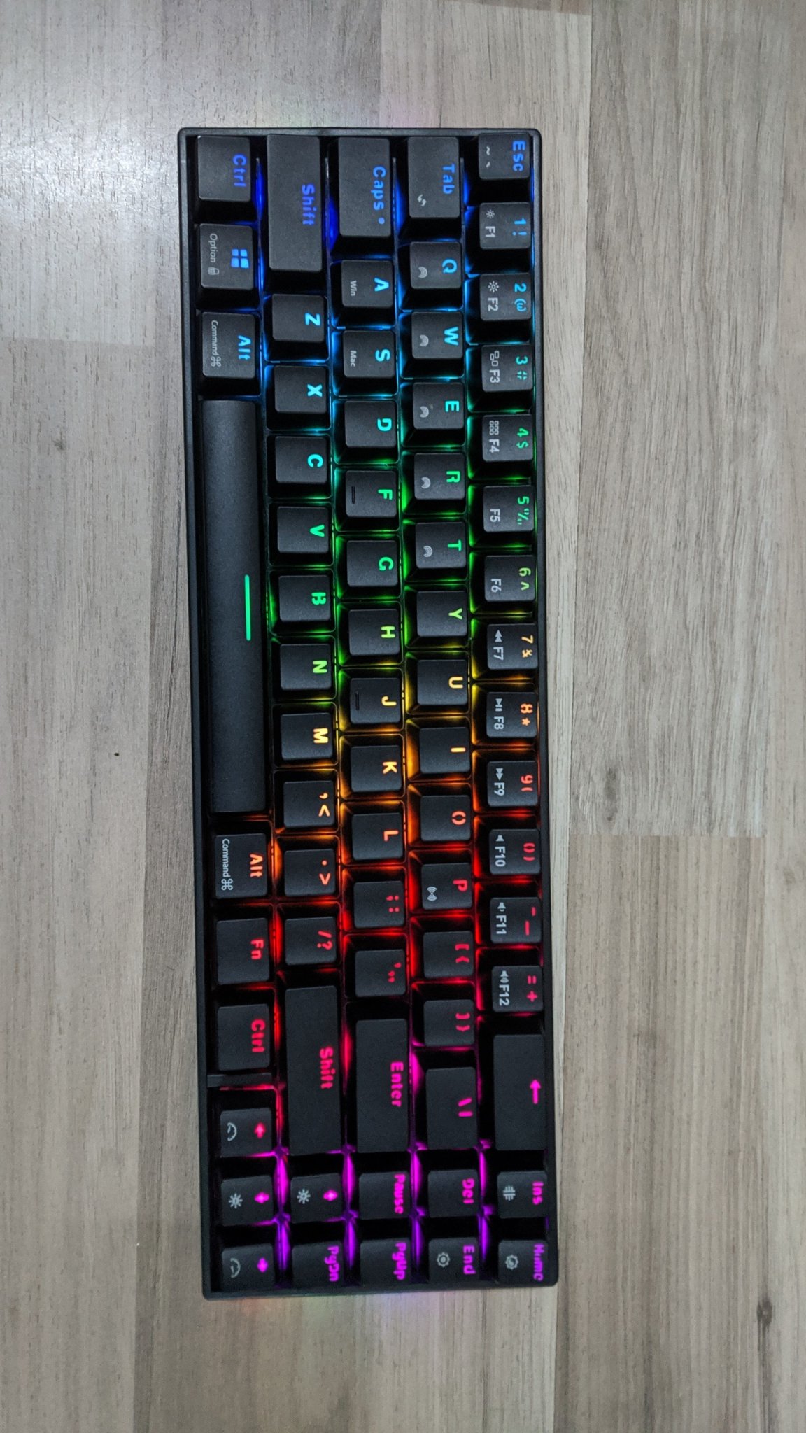 Bàn phím cơ không dây Royal Kludge RK71 RGB CHÍNH HÃNG - Blue switch. 71 phím, thiết kế đẹp, nhỏ, gọn, nhẹ, dễ dàng mang theo. Tương thích với nhiều thiết bị.