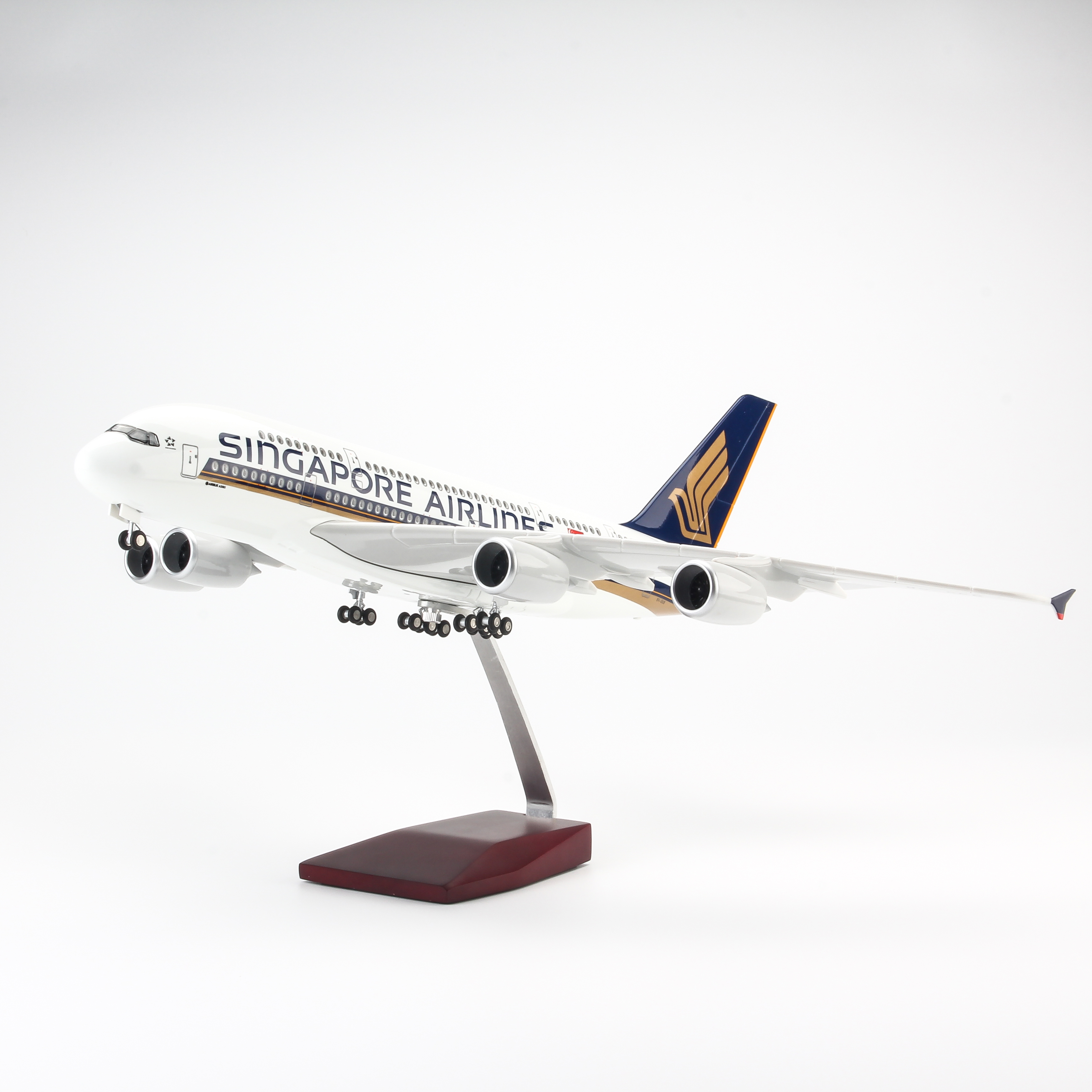 MÔ HÌNH MÁY BAY AIRBUS A380 SINGAPORE AIRLINES 47CM (LED)