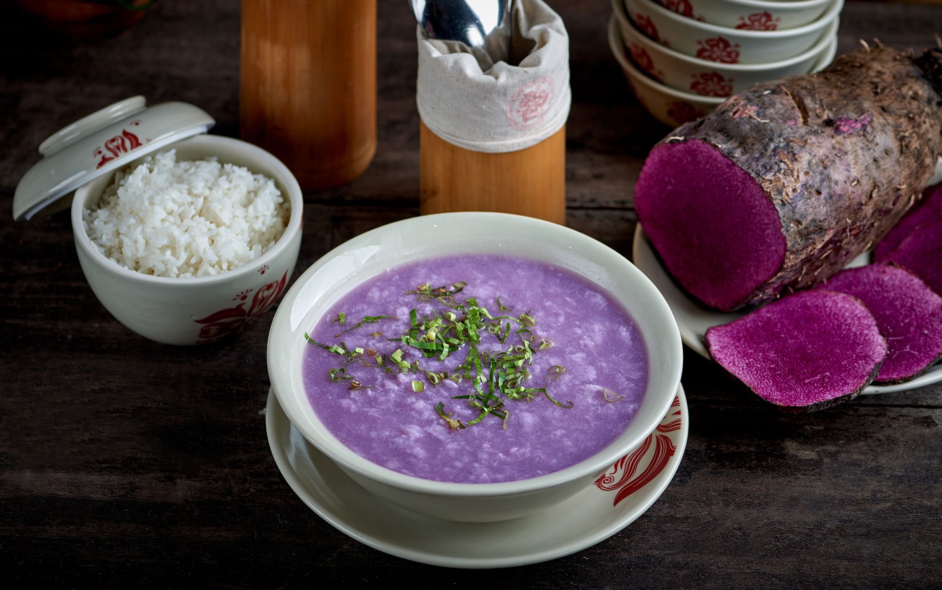 Canh khoai mỡ nấu thịt băm - khay 550gr - Nguyên liệu đã được sơ chế