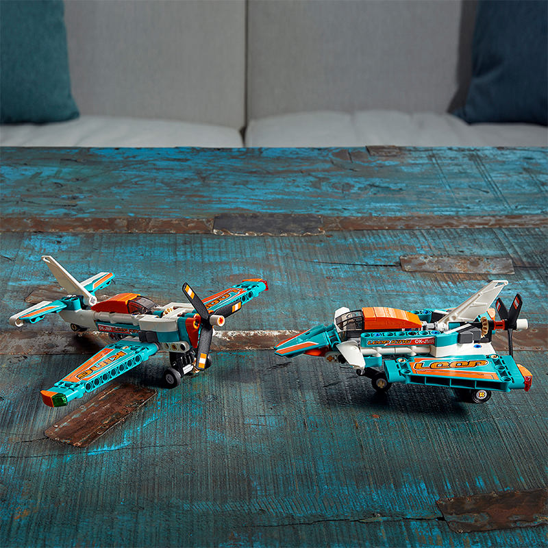 Hình ảnh Đồ chơi LEGO Technic Phi Cơ Đua 42117