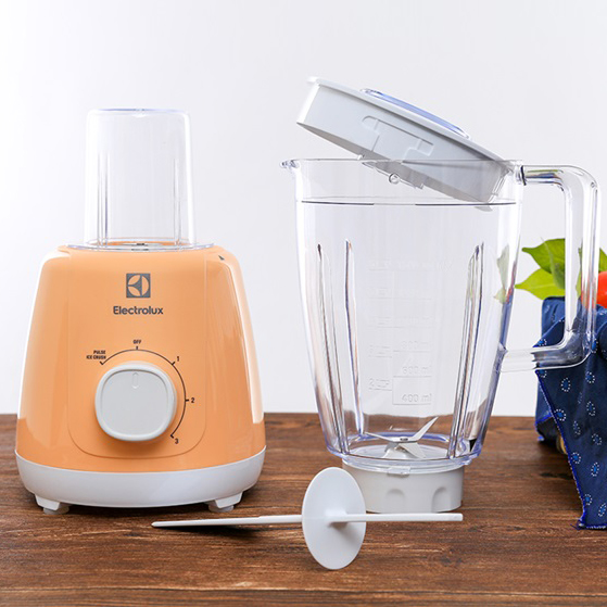 Máy Xay Sinh Tố Electrolux EBR3526 - Cam - Hàng chính hãng