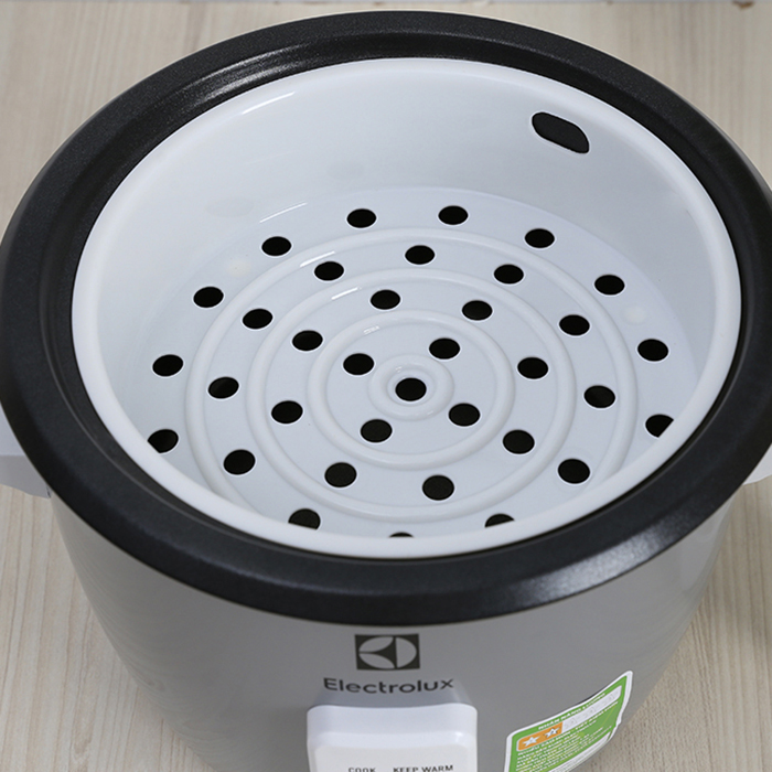 Nồi cơm điện Electrolux ERC1800
