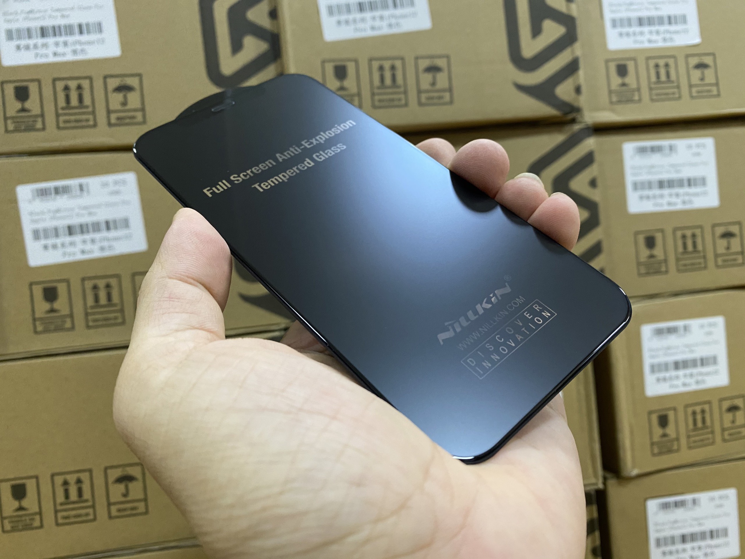 Kính Cường Lực chống vân tay Nillkin Glass FogMirror 2.5D cho Iphone 12/12 Pro - 12 Pro Max - Hàng Chính Hãng