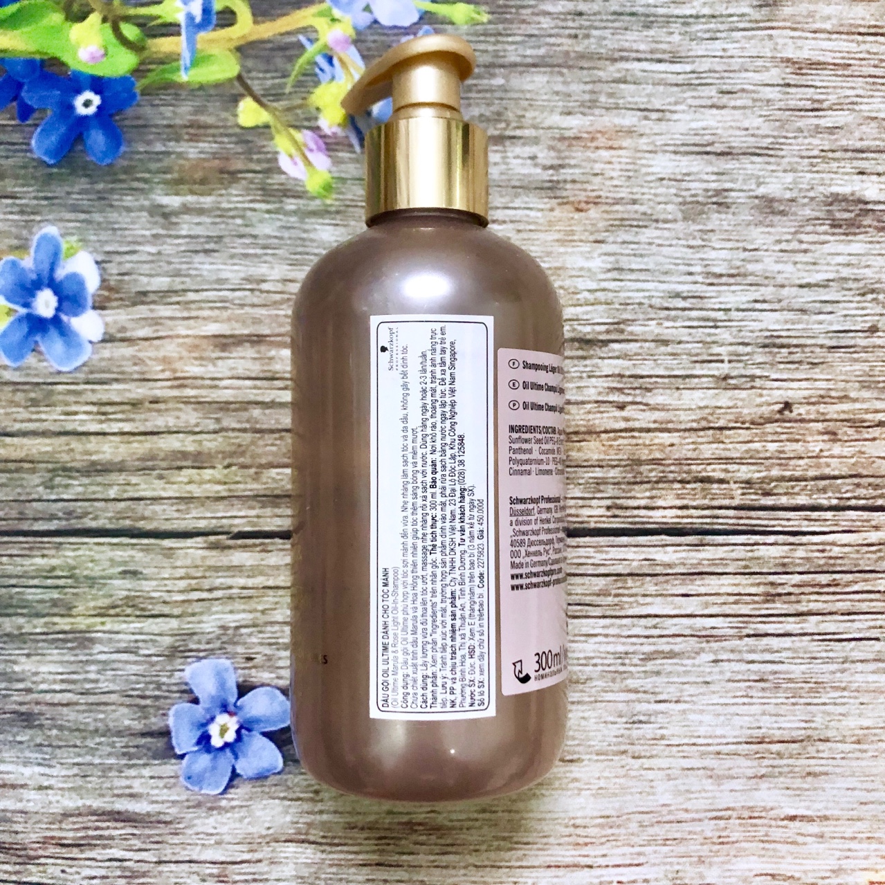 Dầu gội chăm sóc tóc Schwarzkopf OIL Ultime Marula & Rose Light Oil-In-Shampoo