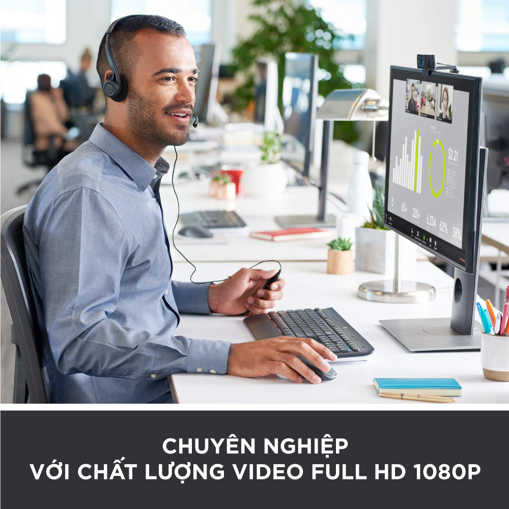 Webcam Logitech C920 Pro Full HD 1080p 30FPS - micro kép to rõ, tự động lấy nét và chỉnh sáng HD, thấu kinh Full HD cao cấp, phù hợp PC/ Laptop/ Mac - Hàng chính hãng