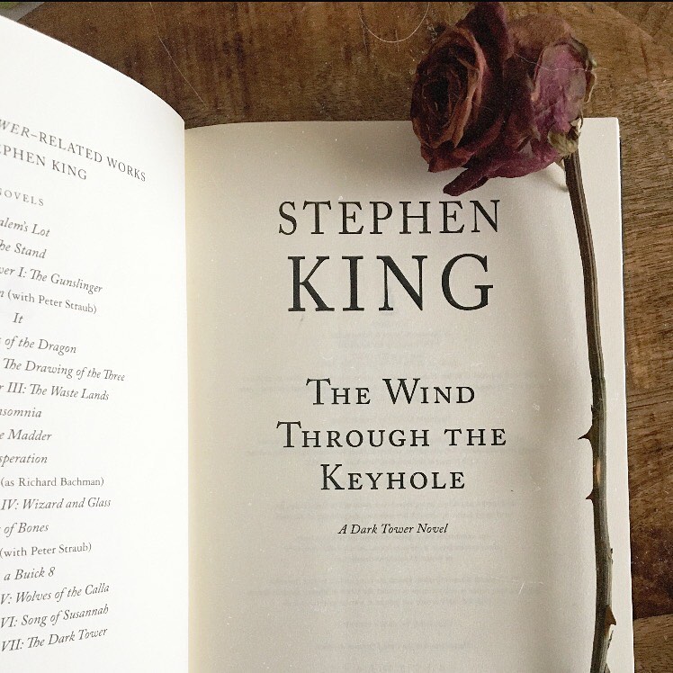 Stephen King: The Wind Through the Keyhole (A Stand-Alone Dark Tower Novel)