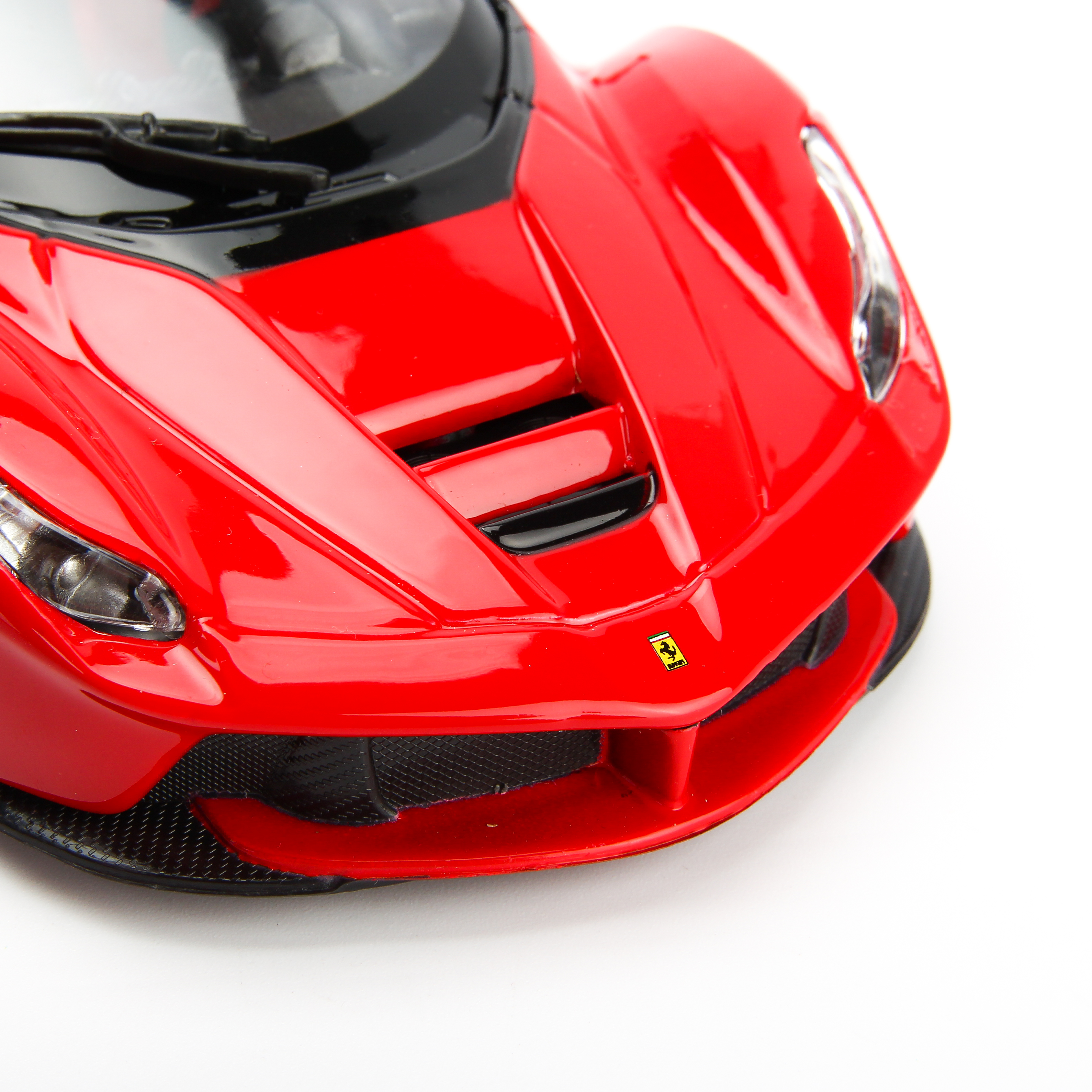 Mô Hình Xe Ferrari Laferrari Red 1:24 Bburago - MH18-26001