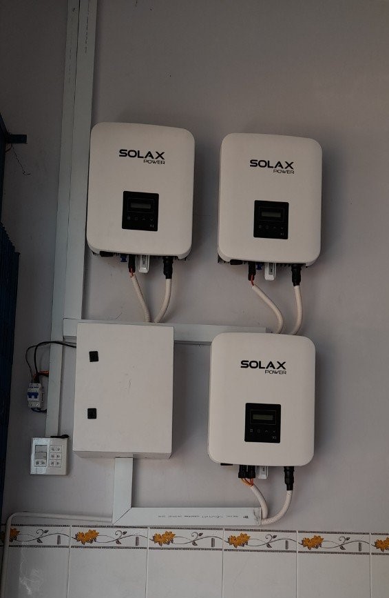 Bộ Inverter hòa lưới điện năng lượng mặt trời SOLAX X1-BOOST - 1 pha 5Kw