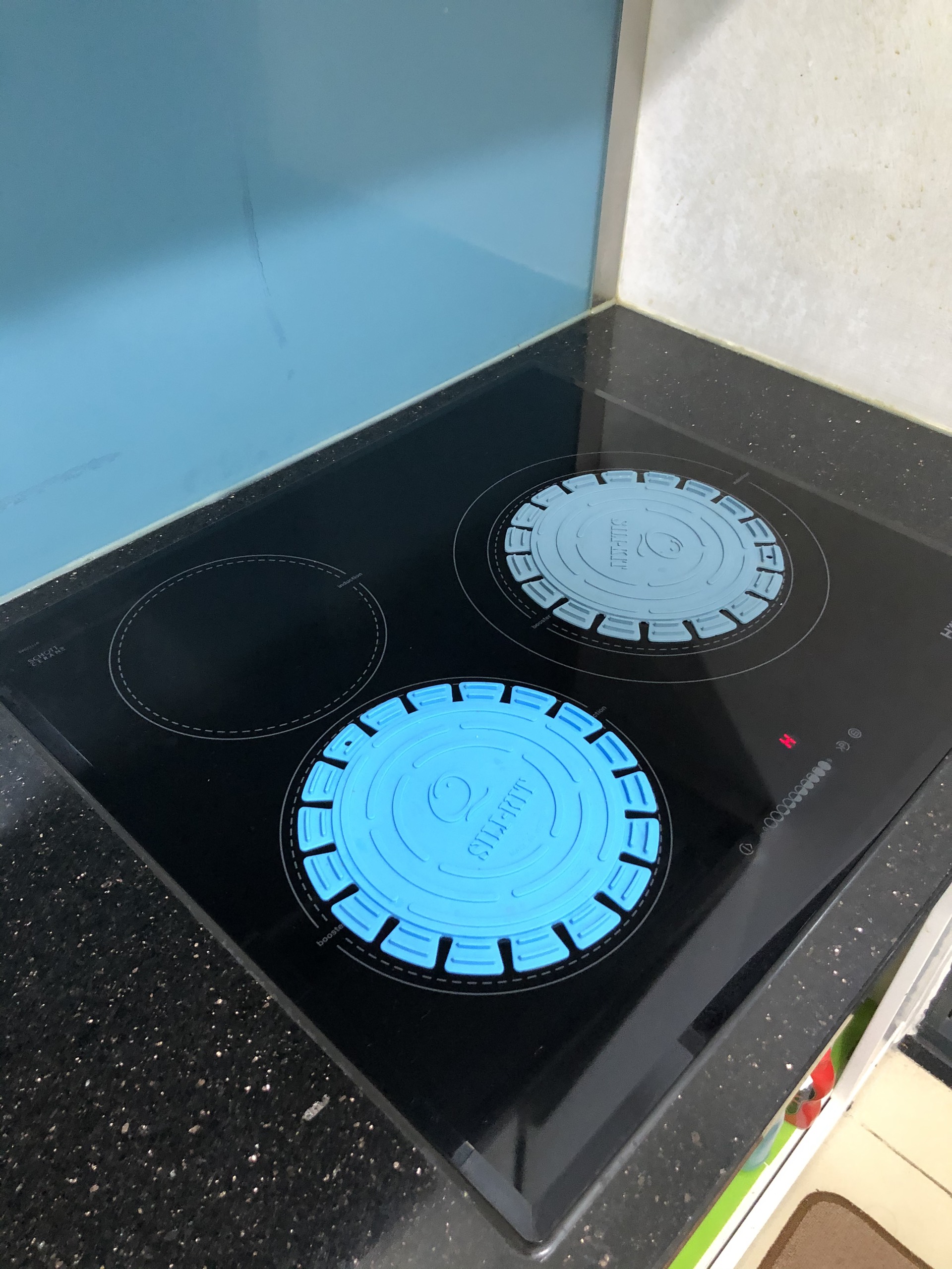 Bộ tấm lót nồi chảo đa năng bằng silicon, lót chống xước mặt kính bếp từ