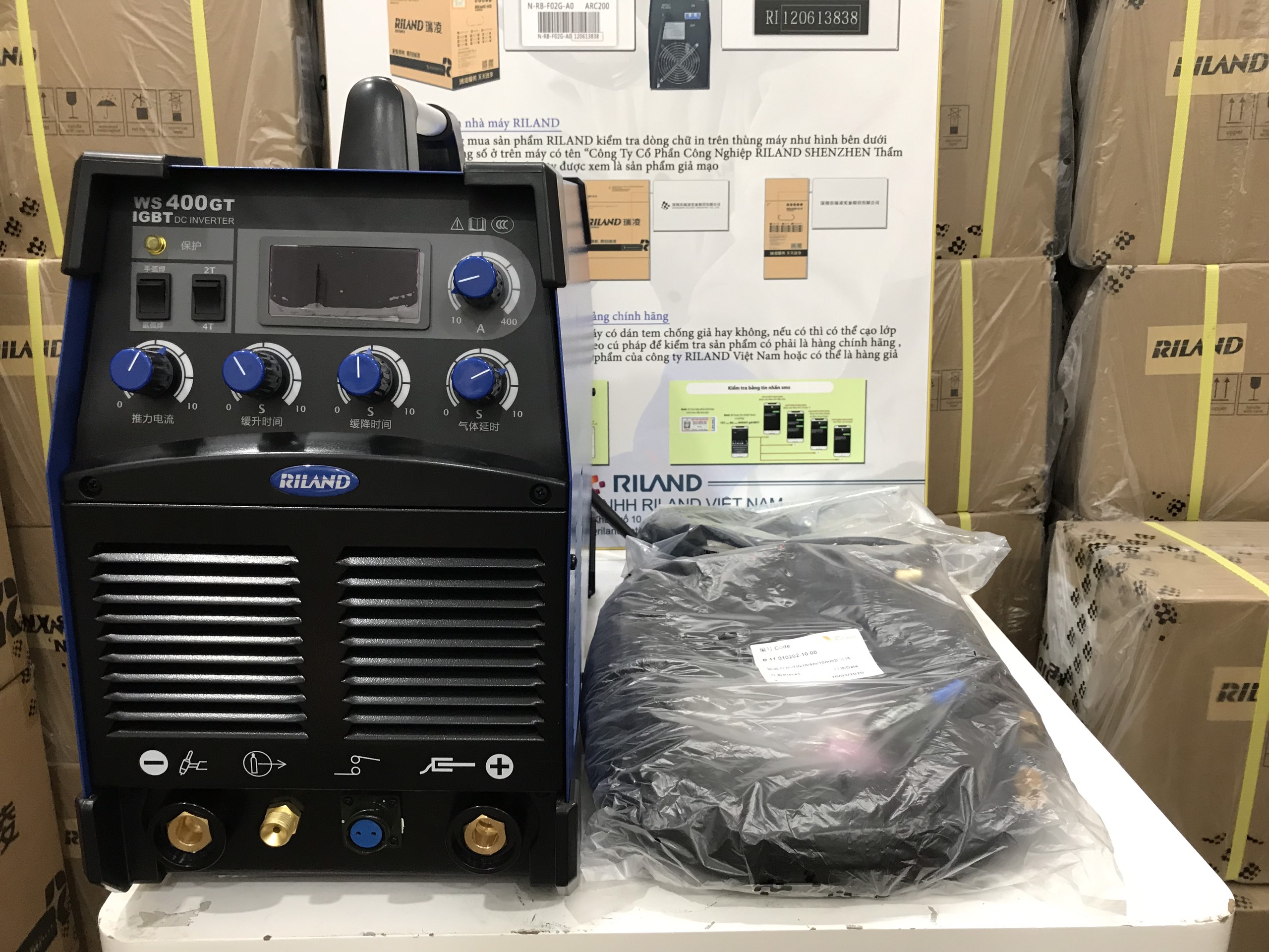 Máy hàn TIG DC RILAND TIG 400GT