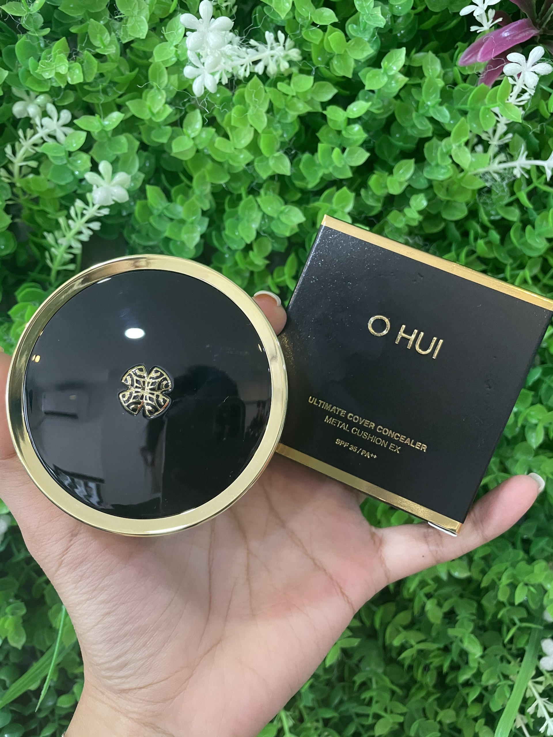 Phấn Nước Cushion Ohui Ultimate Cover Concealer Metal Cushion SPF35 PA++ (30g)