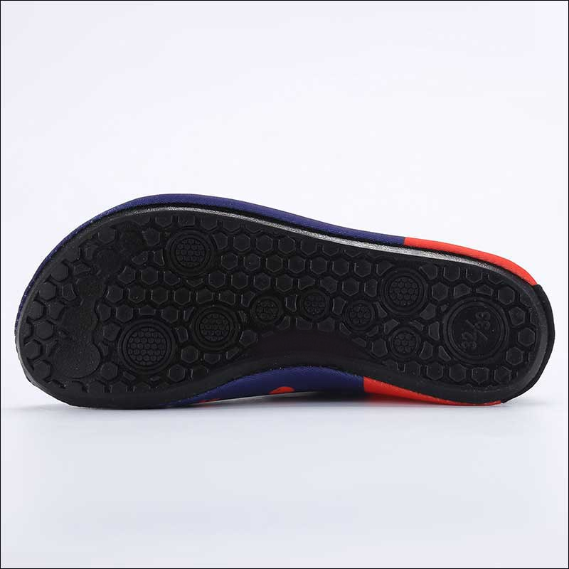 Giày Đi Dưới Nước Trẻ Em chống trơn trượt, gọn nhẹ, sử dụng nhiều lần, phù hợp đi du lich, thân thiện với môi trường, chịu nước và nhanh khô, bảo vệ chân bé tránh những vật sắt nhọn SK007