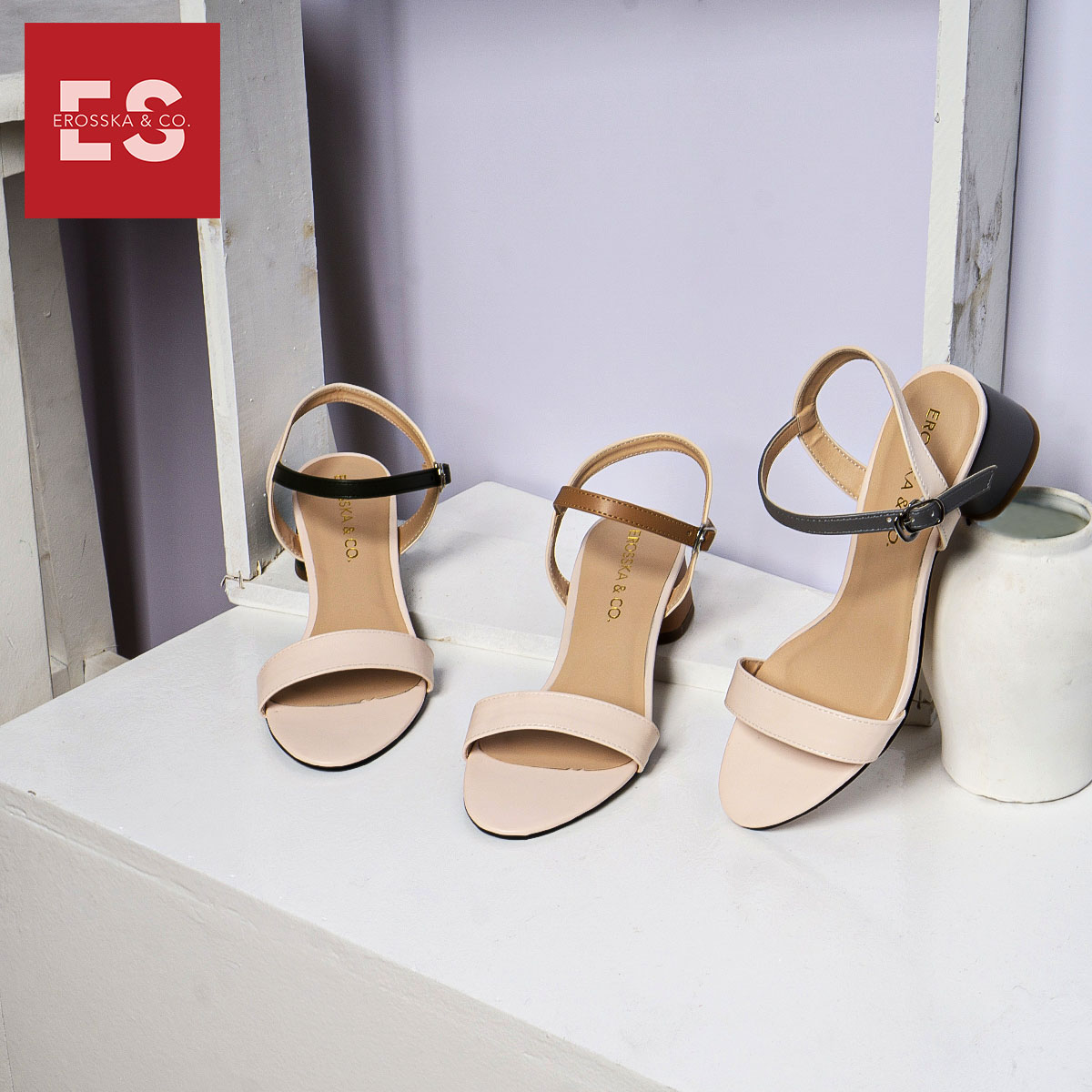 Giày sandal cao gót Erosska thời trang mũi tròn phối dây nhiều màu tinh tế cao 3cm EB019