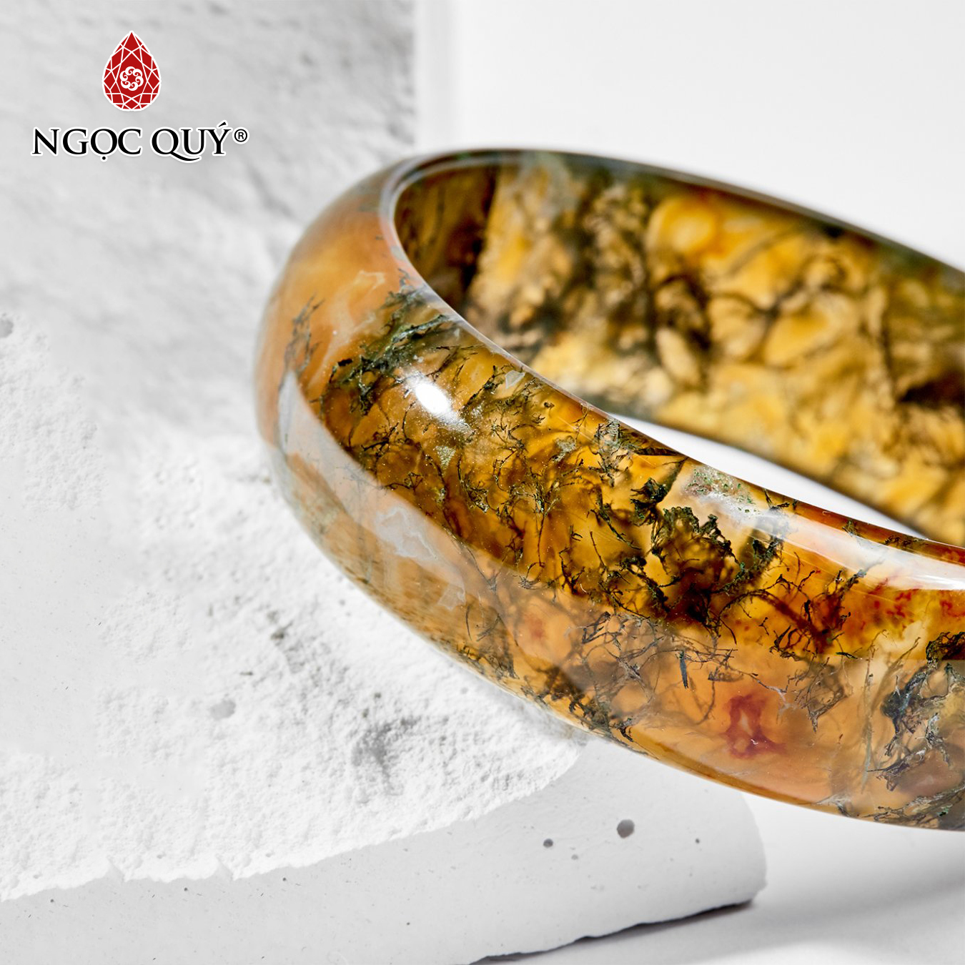Vòng Tay Phong Thủy Nam Đá Băng Ngọc Thủy Tảo Huyết Liền Khối Nhiều Mệnh Ngọc Quý Gemstones