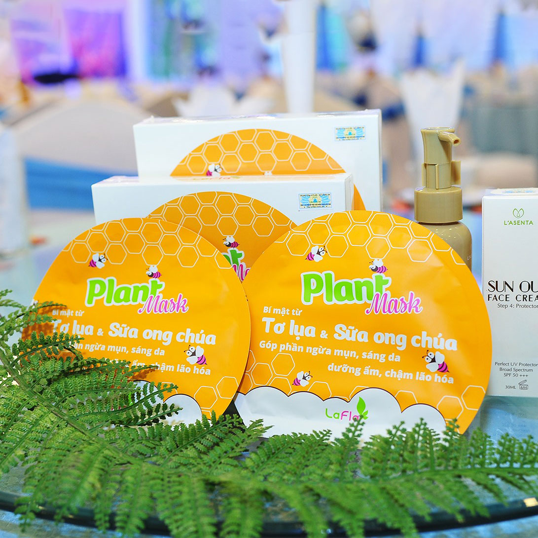 Mặt Nạ Tơ Lụa Sữa Ong Chúa LaFla Plant Mask - Hộp 10 Miếng