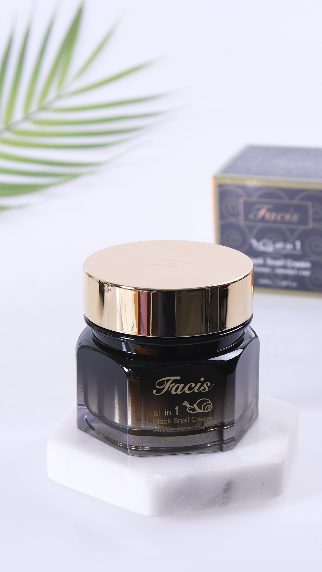 Kem dưỡng trắng và chống nhăn da Facis Black Snail Cream (100ml)