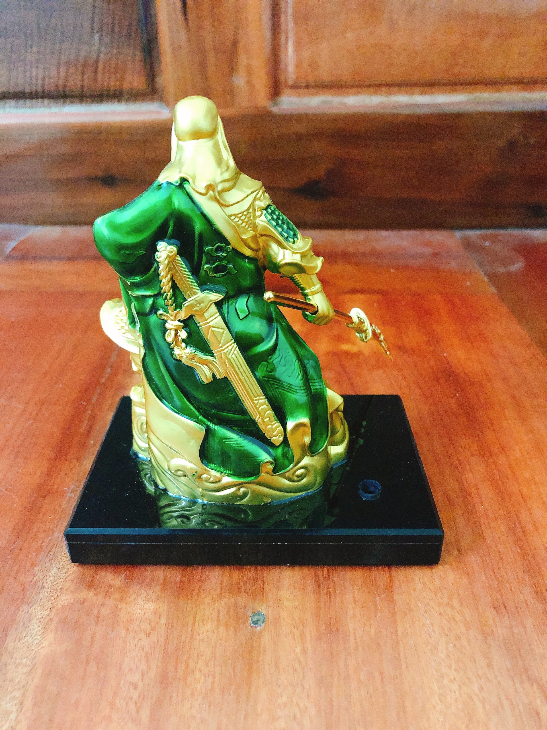 Tượng Phật Quan Công Trang Trí Xe Hơi và để phòng khách