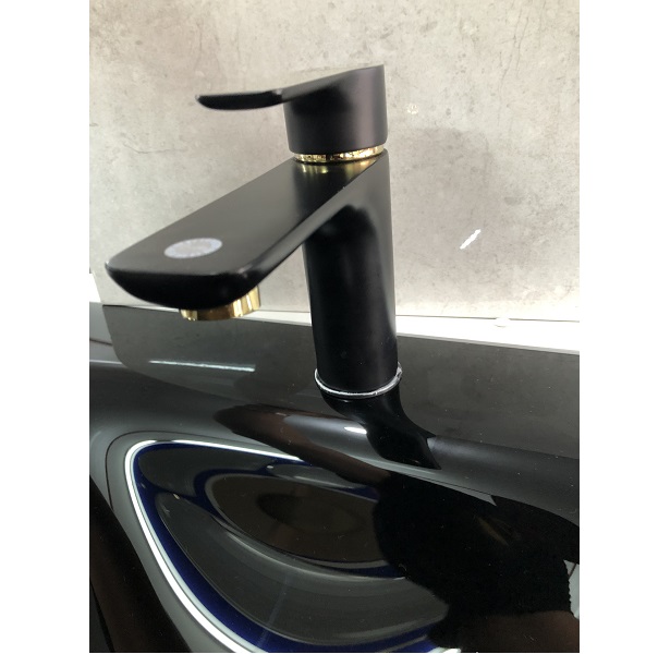 Vòi Lavabo Nóng Lạnh Đồng Thau Sơn Tĩnh Điện