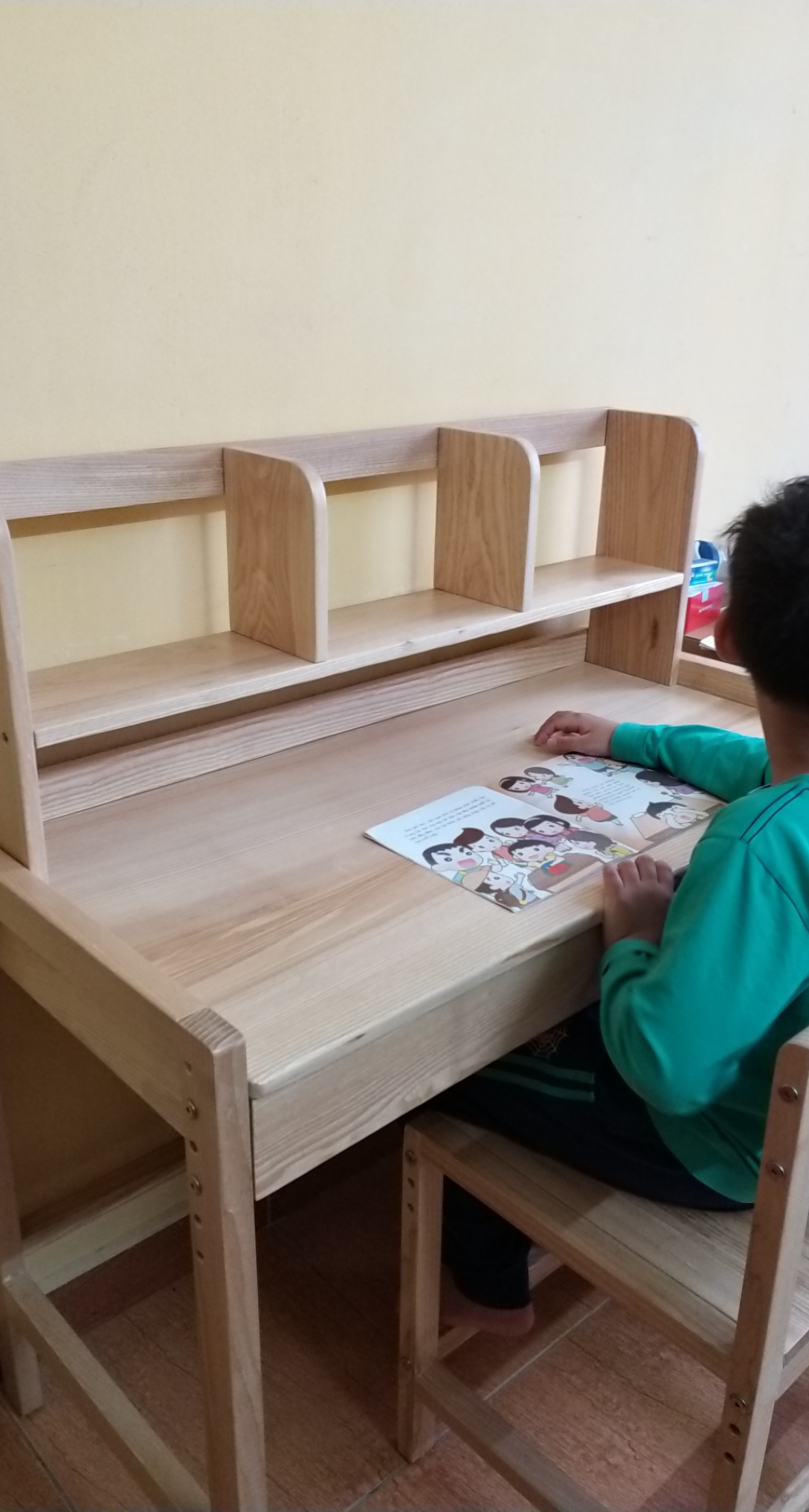 Bộ bàn ghế học sinh thông minh- Thay đổi độ cao thấp- Bộ bàn học sinh gỗ Sồi- CABHS01