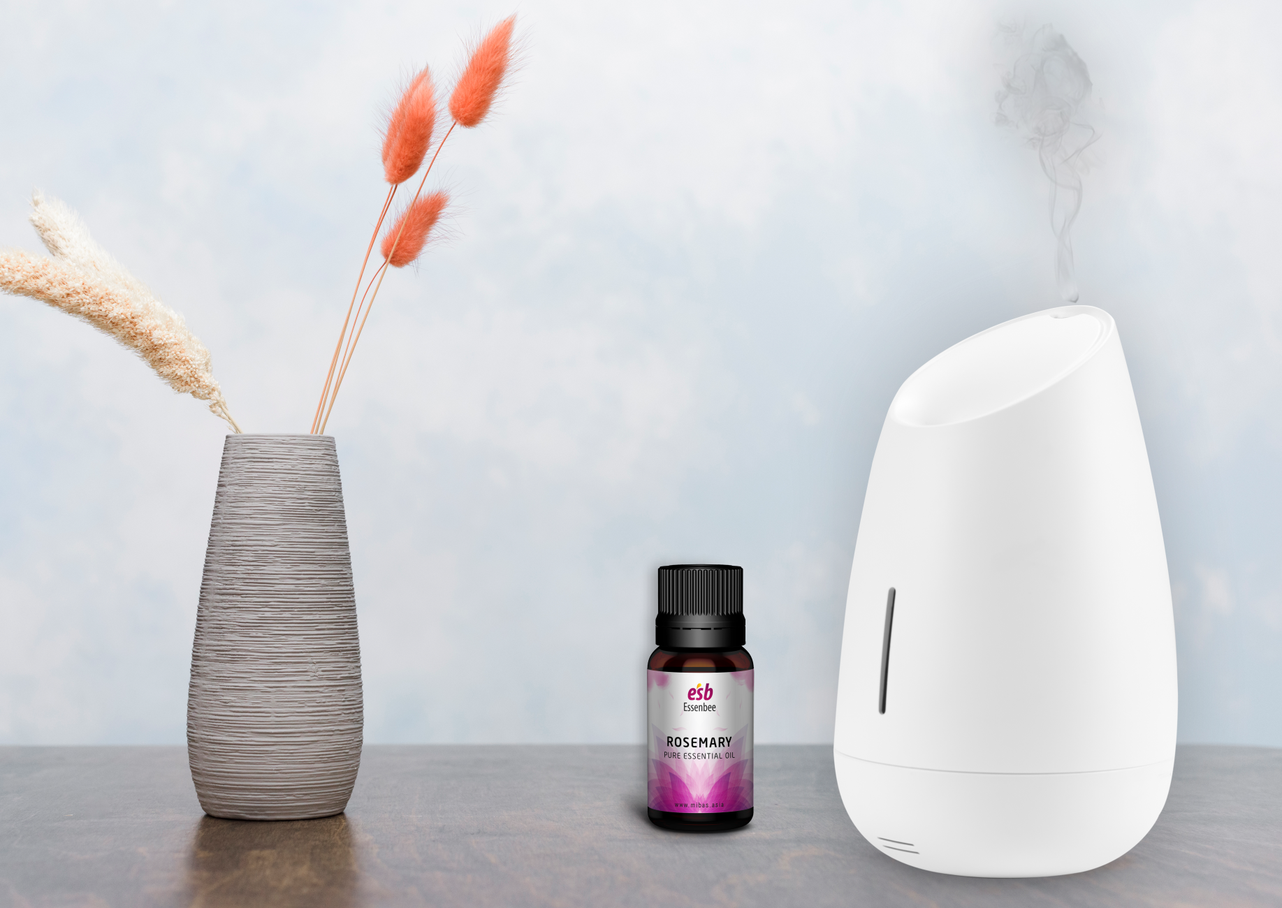 Tinh dầu Hương Thảo – Essenbee – 20ml - 100% nguyên chất, hỗ trợ thư giãn tinh thần hiệu quả và xua đuổi muỗi an toàn