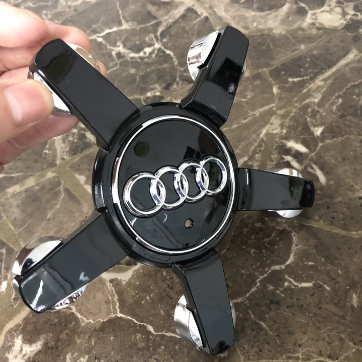 Logo chụp mâm, lazang bánh xe ô tô, xe hơi Audi Q7