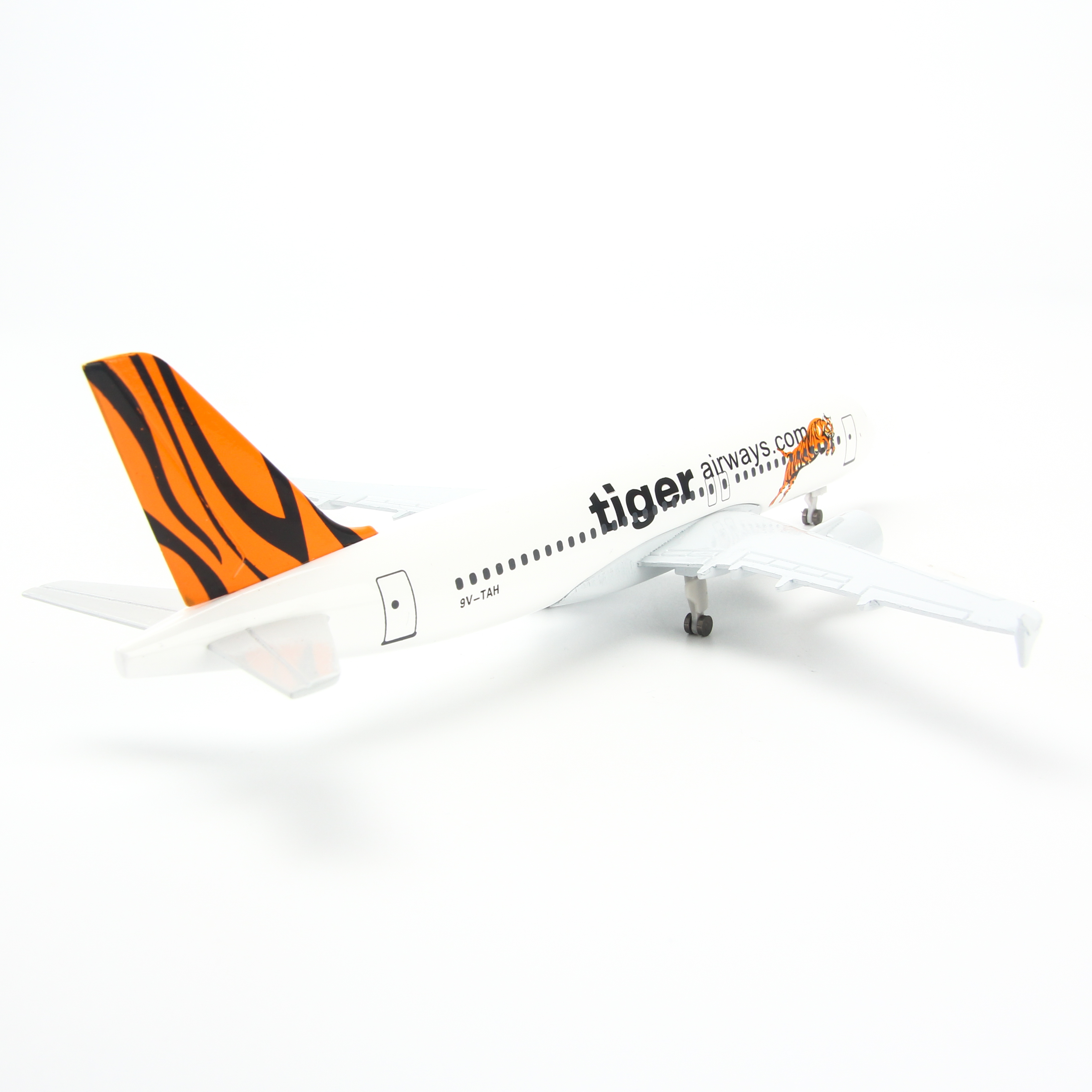 Mô Hình Máy Bay AIRBUS A320 TIGER AIR 20CM EVERFLY