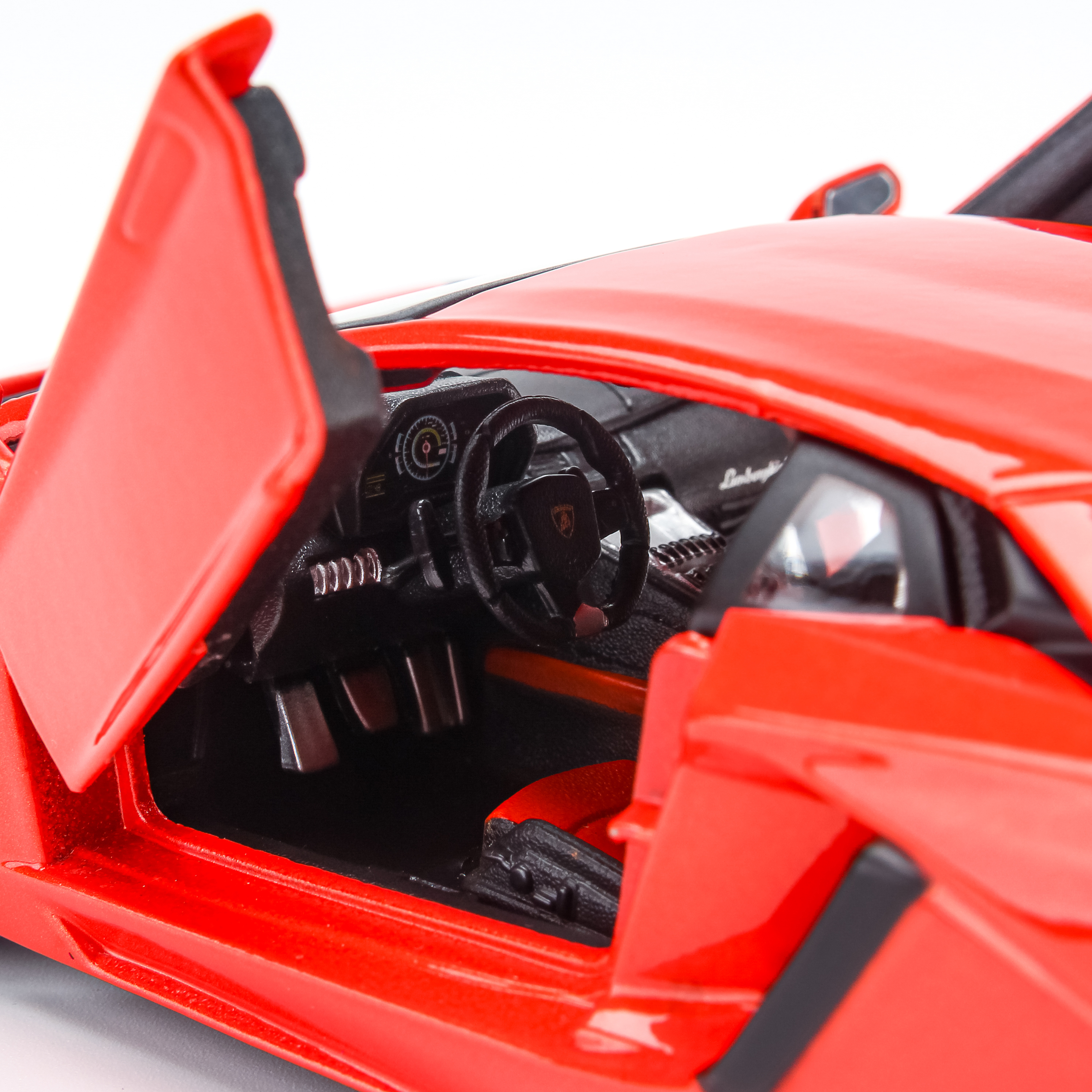 Mô Hình Xe Lamborghini Aventador Lp700-4 Orange 1:24 Maisto MH-31210