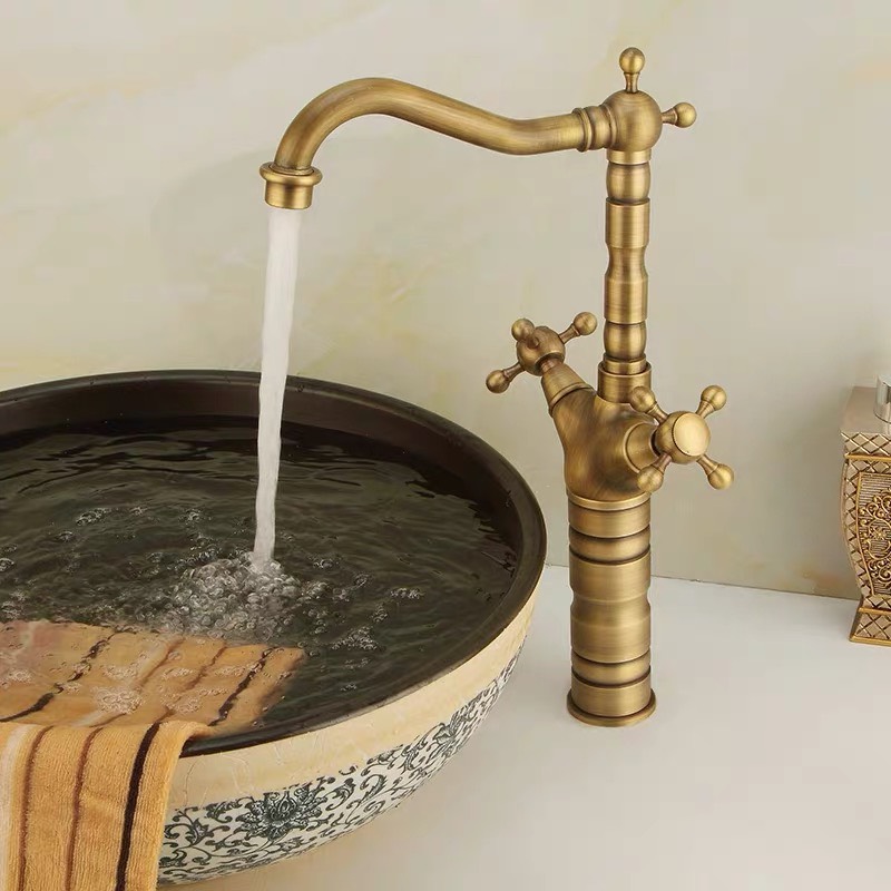 Vòi rửa lavabo đồng nghệ thuật VOI0018– Phong cách vintage độc đáo